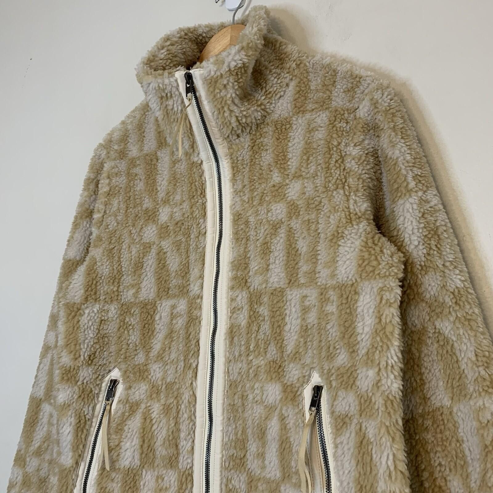 Patagonia Patagonia Divided Sky Deep Pile Fleece Jacket Tan Size M Size M / US 6-8 / IT 42-44 - 2 Thumbnail