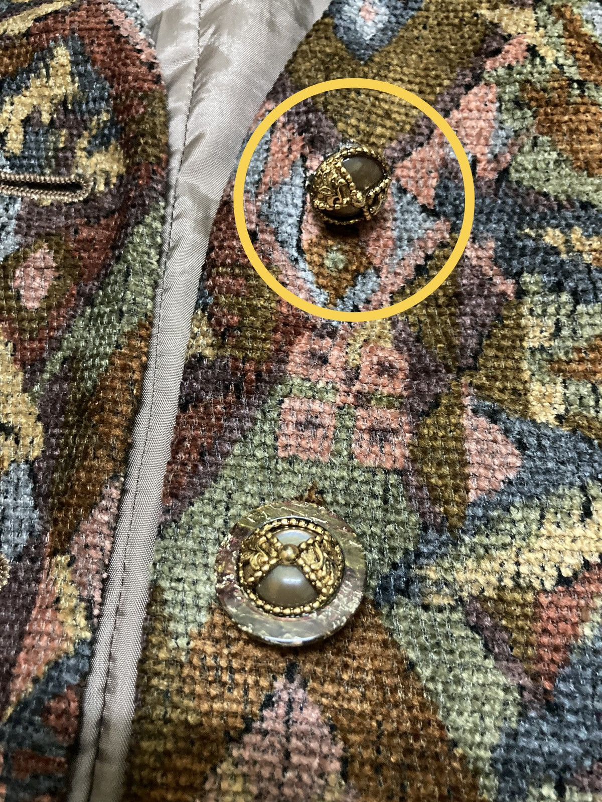 Designer × Japanese Brand × Vintage Vintage Bellesafeena Floral Carpet Blazer/Jacket Size S / US 4 / IT 40 - 9 Thumbnail