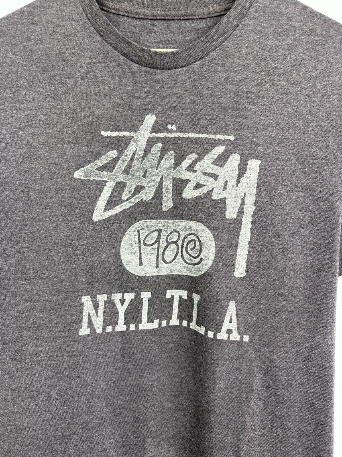 Stussy × Vintage 🇺🇸 Vintage Y2K Stussy 1980 NYLTLA T-Shirt Rare Hype Retro Size US S / EU 44-46 / 1 - 4 Thumbnail