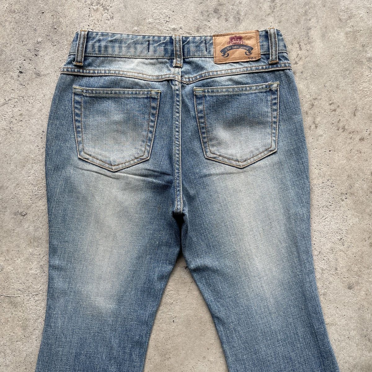 Japanese Brand Vintage Japanese TBJ Faded FLARE Jeans Bootcut Denim Pants Size US 27 - 11 Thumbnail