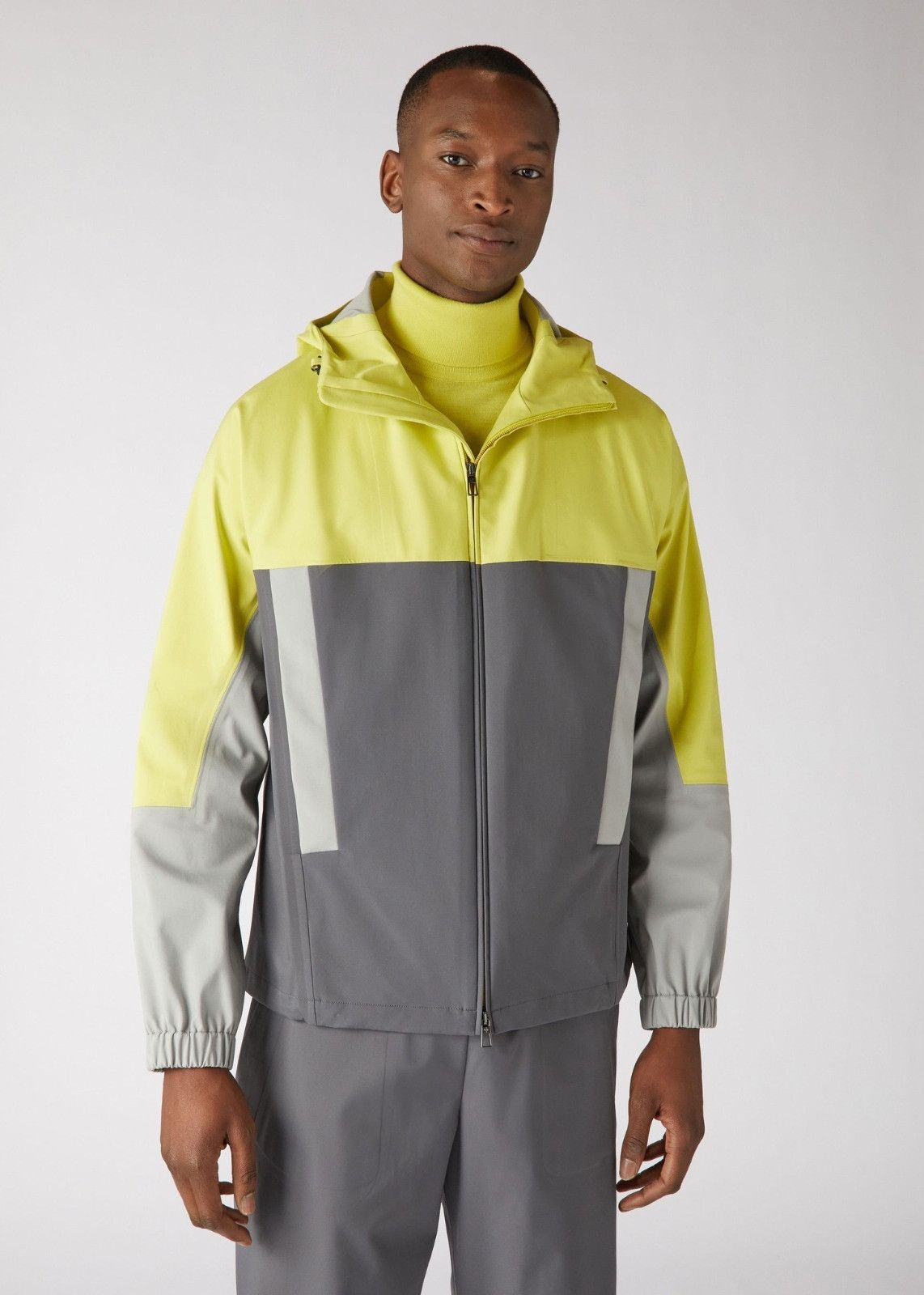 o1loc1c0124 Hooded Technical Bomber Jacket in Grey/Yellow