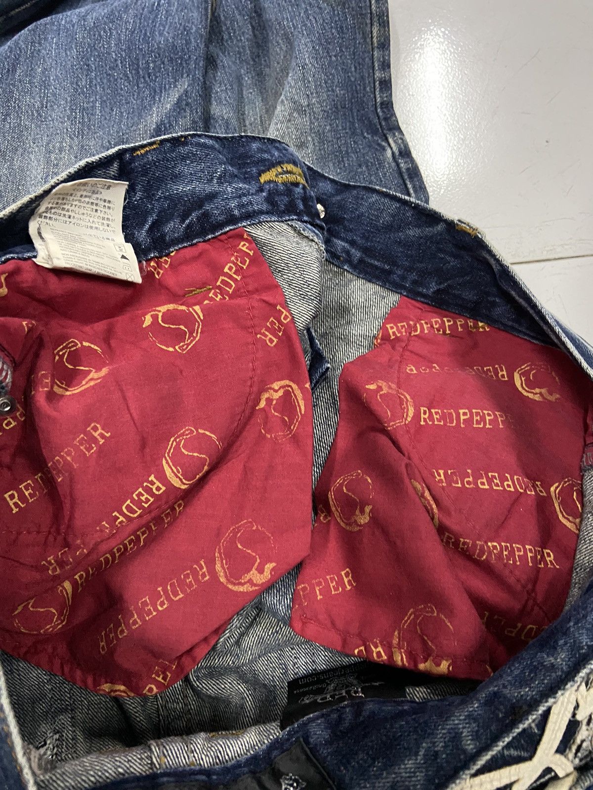 Japanese Brand RED PEPPER SKULL WINGS FLARE DENIM JEANS Size US 34 / EU 50 - 10 Thumbnail