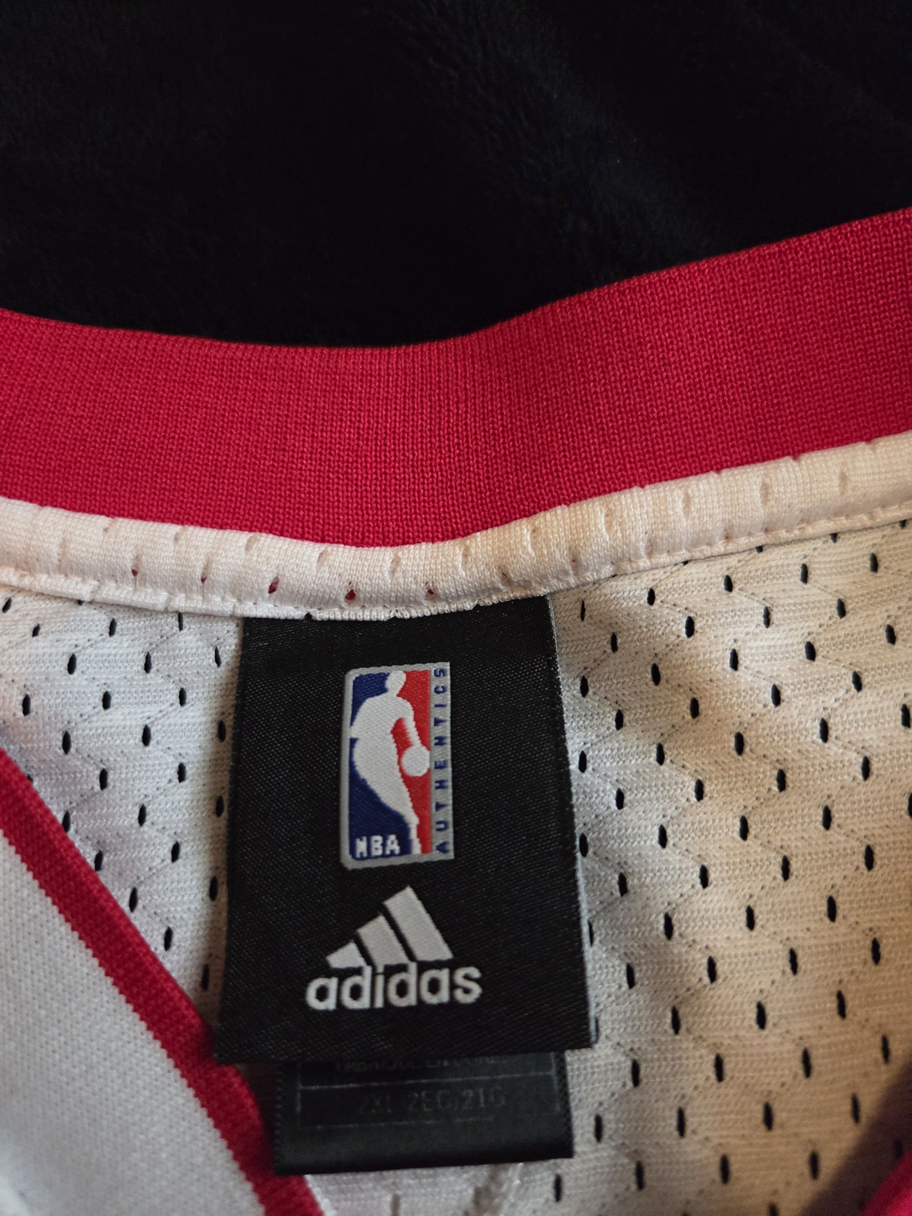 Vintage Vintage Adidas Andrea Bargnani Toronto Raptors Jersey Size US XXL / EU 58 / 5 - 3 Thumbnail