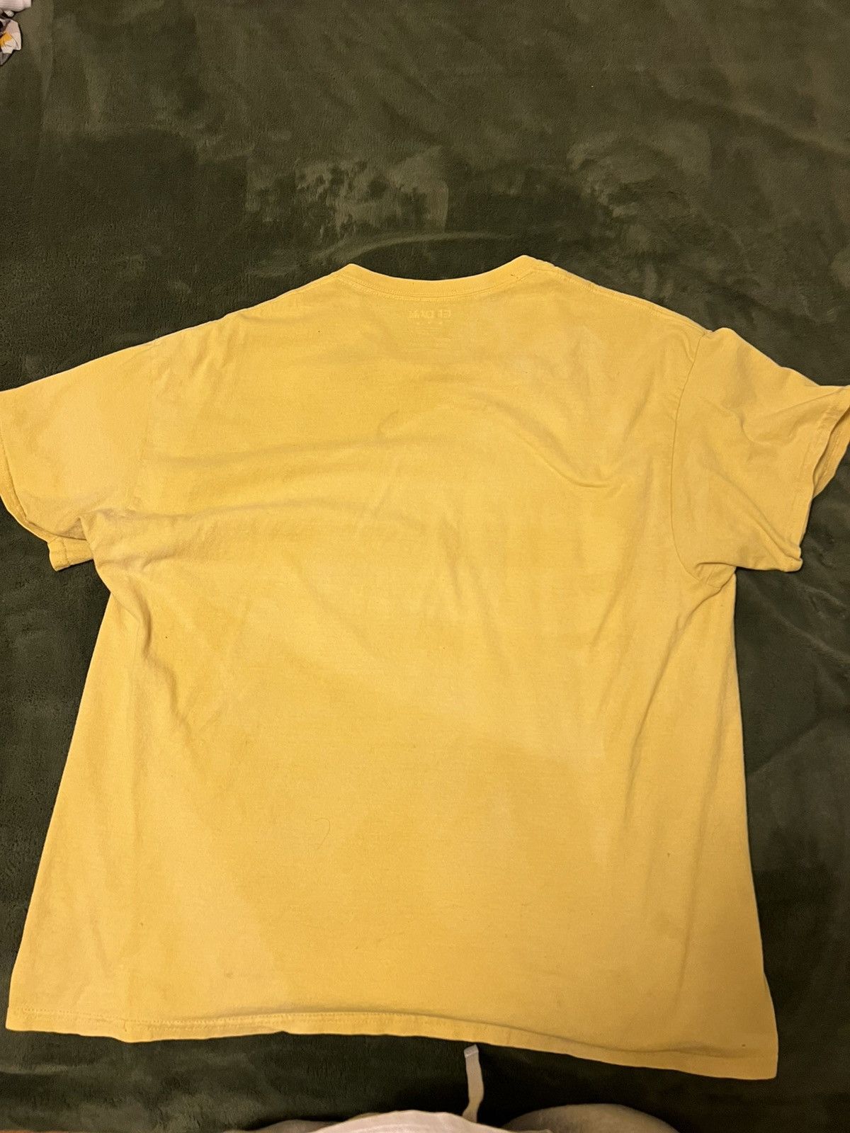 Gildan Vintage Gildan Tee Size US L / EU 52-54 / 3 - 3 Thumbnail