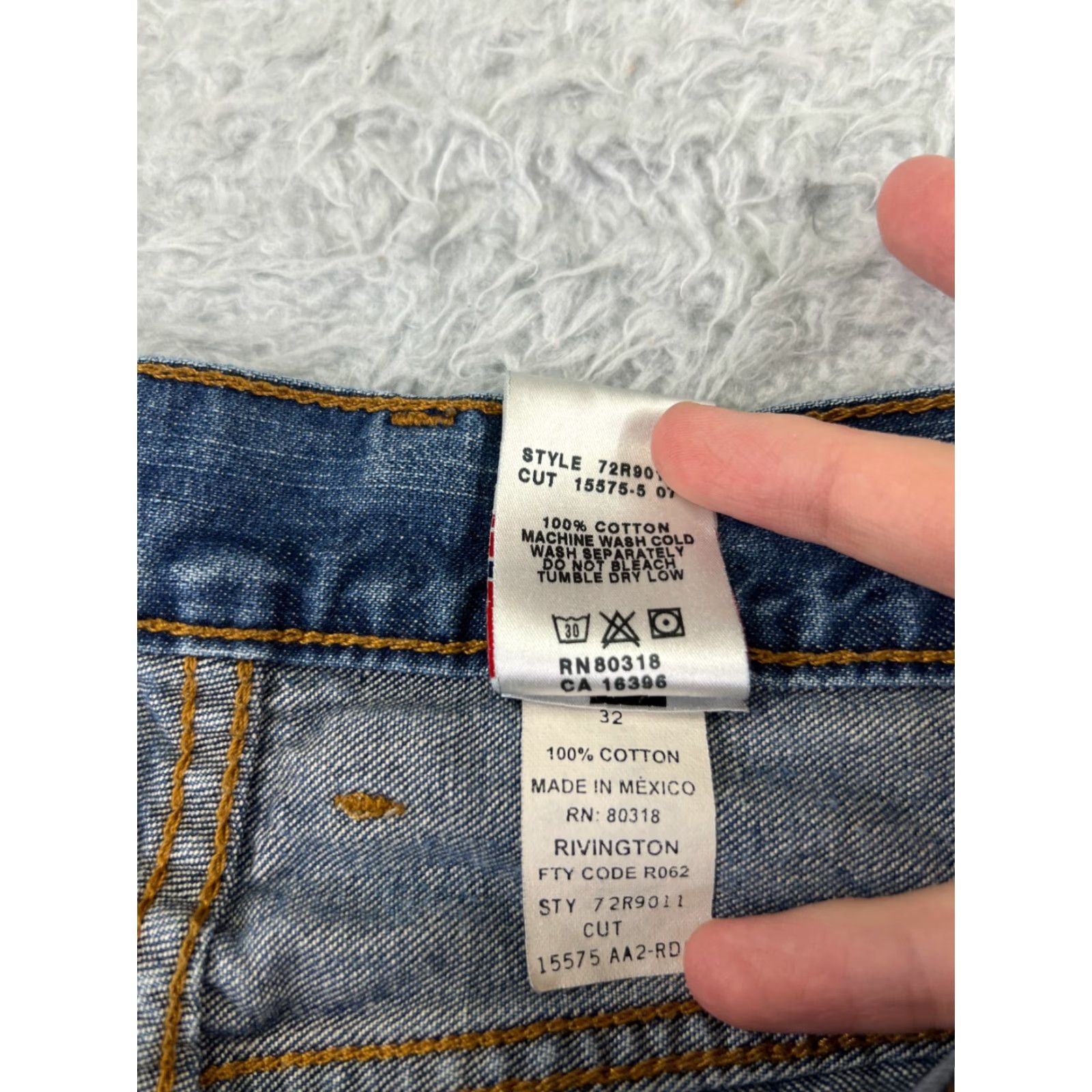 Lucky Brand Lucky Brand Jeans Mens 32 Blue Denim Classic Fit Straight Rivington Cotton Shirt Jeans? Size US 32 / EU 48 - 4 Thumbnail