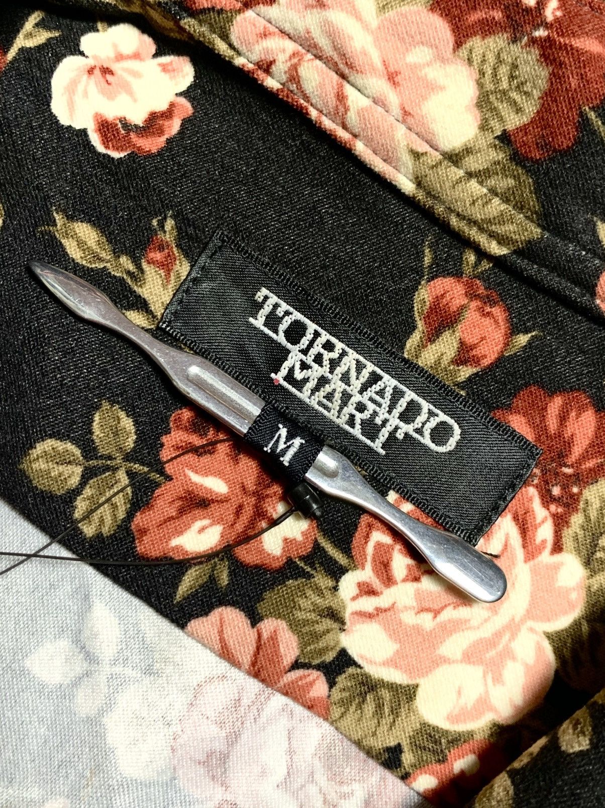 Tornado Mart 💥 Rare Tornado Mart Floral Overprint Long Sleeve Shirt Size US M / EU 48-50 / 2 - 5 Thumbnail