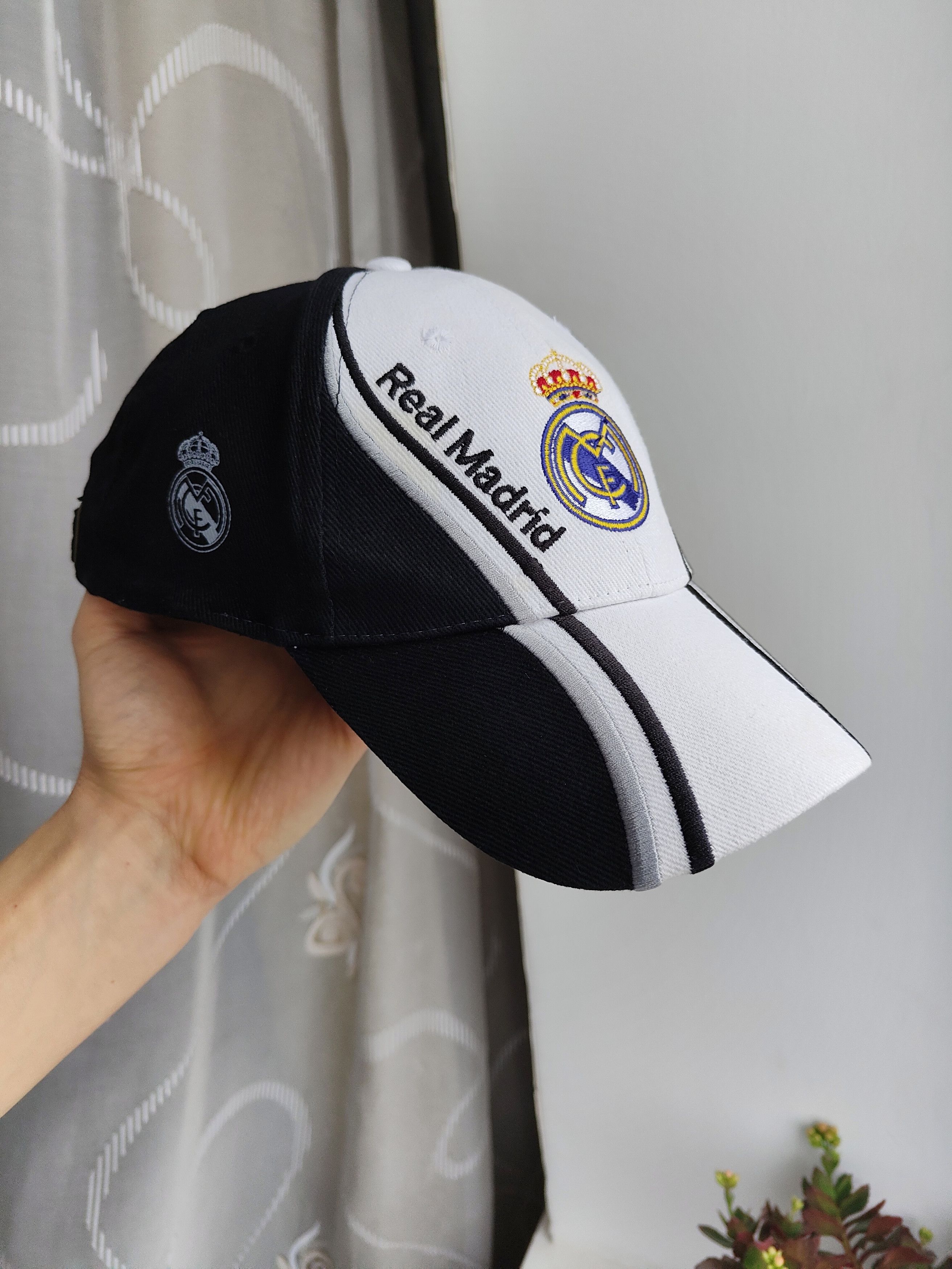 Vintage Vintage Real Madrid Baseball Cap Vintage Very Rare Cap Size ONE SIZE - 7 Thumbnail