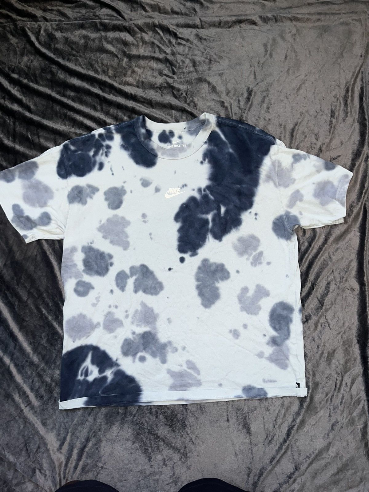 Nike Nike Sportswear Premium Essentials Tie-Dye T-Shirt Size US L / EU 52-54 / 3 - 1 Thumbnail