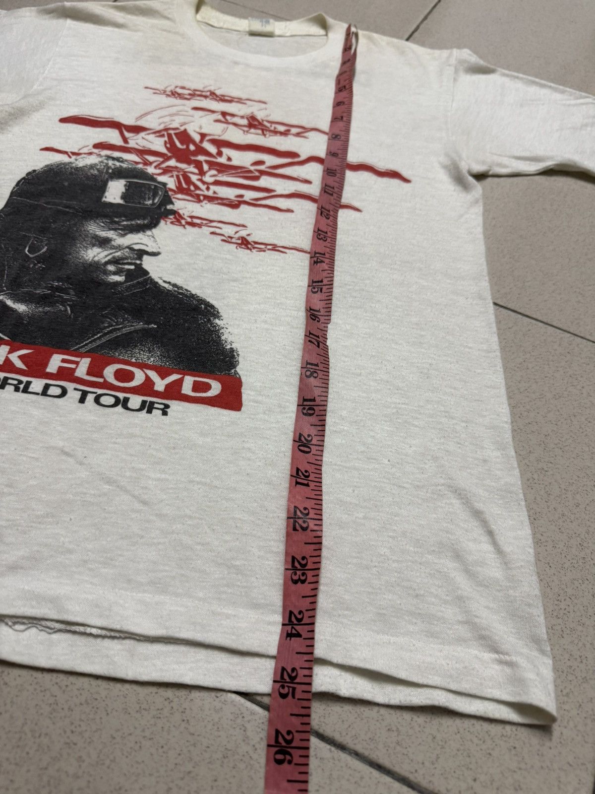 Band Tees 1987 PINK FLOYD STILL FIRST IN SPACE WORLD TOUR SHIRT Size US XS / EU 42 / 0 - 3 Thumbnail