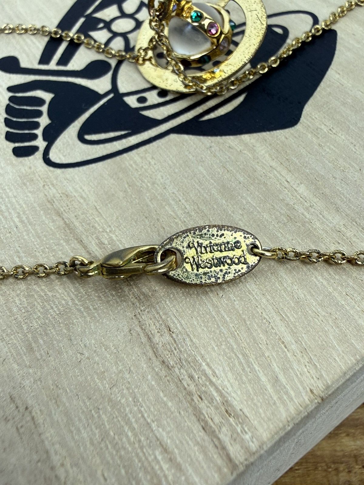 Vivienne Westwood Vintage Vivienne Westwood Tiny Lucite Orb Necklace Gold Size ONE SIZE - 9 Thumbnail