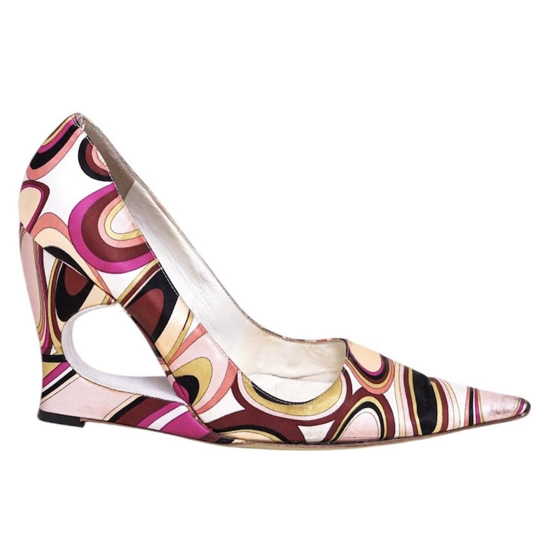 Emilio Pucci Emilio Pucci Printed Fabric Pumps 39.5 Size US 8.5 / IT 38.5 - 1 Thumbnail
