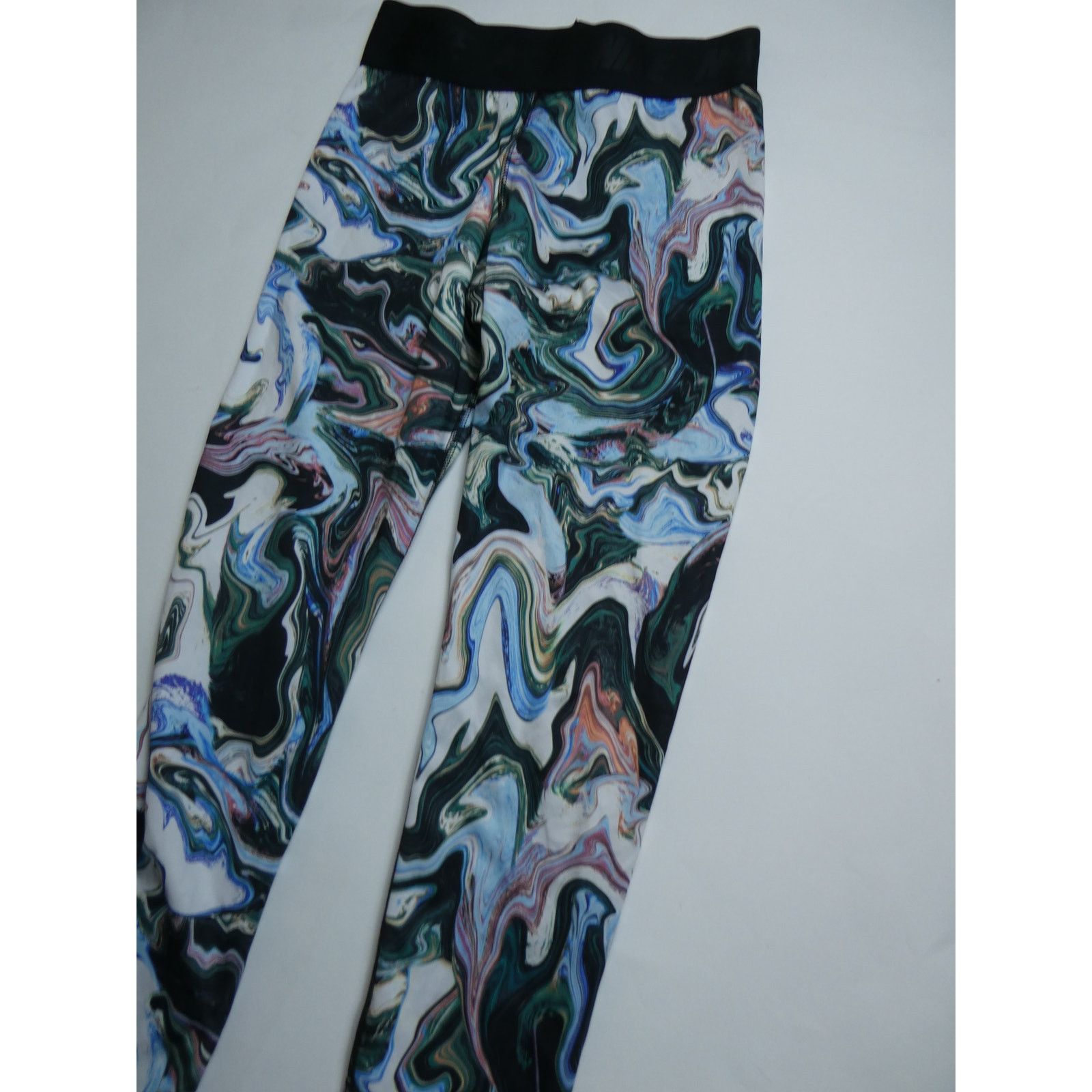 Nike Nike Women's Sportswear Leg-A-See Running Leggings, Medium Size 28" / US 6 / IT 42 - 2 Thumbnail