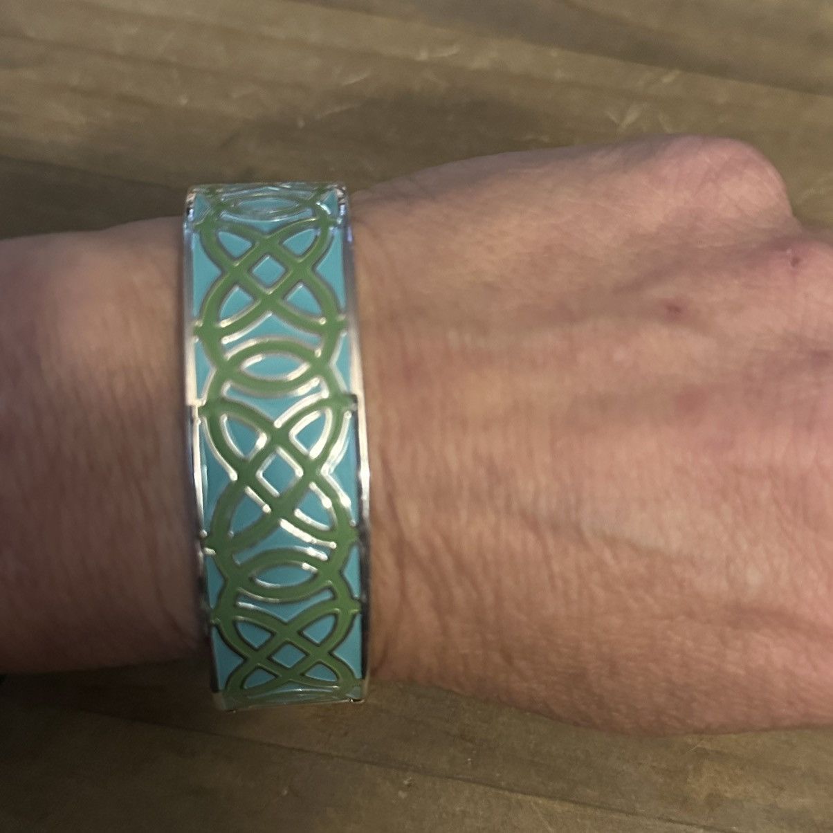 Other Stella & Dot Eleanor Friendship Ties enamel bangle bracelet Size ONE SIZE - 4 Thumbnail