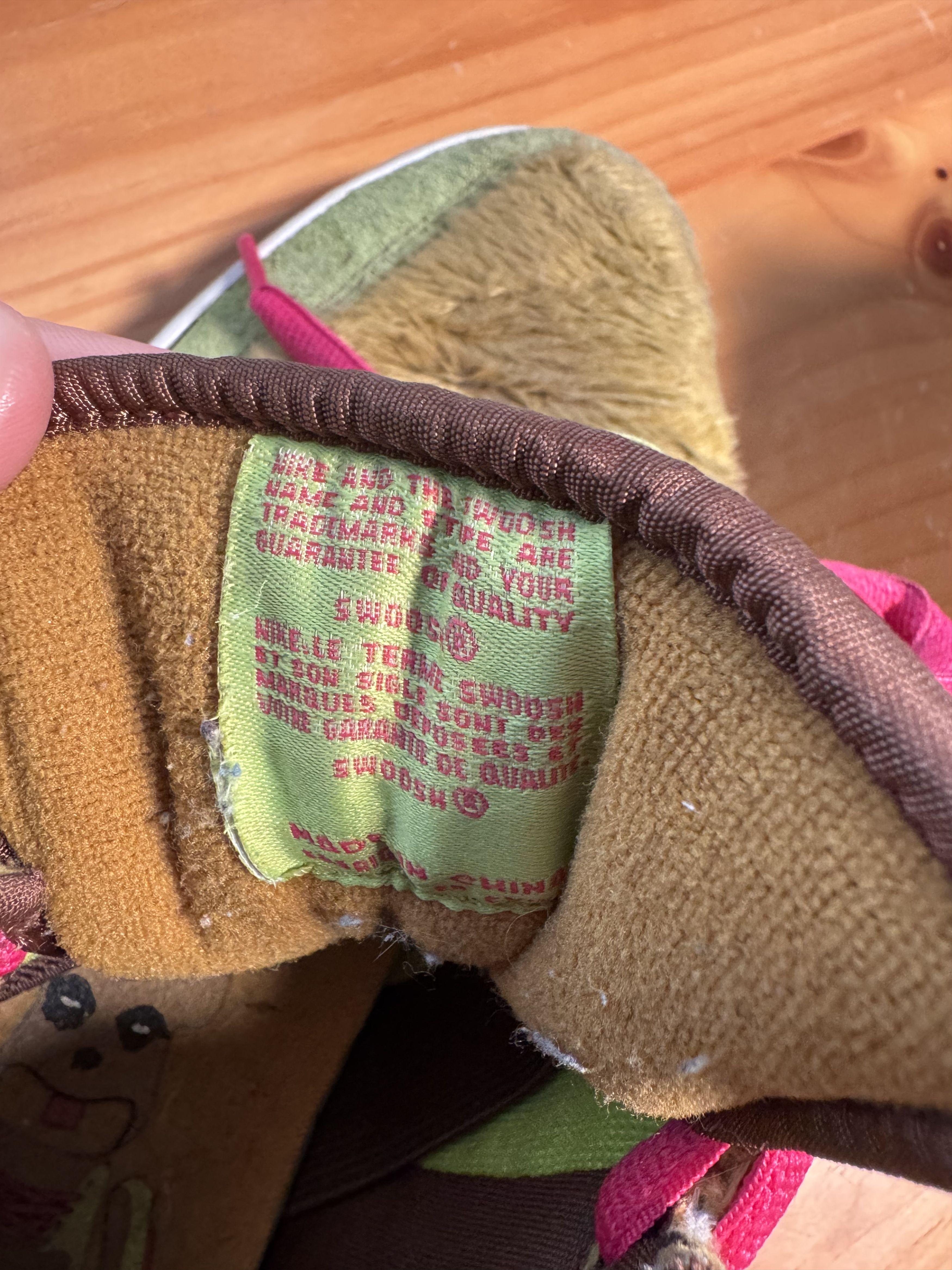 Nike (2006) Nike SB Dunk High The Three Bears ‘Mama Bear’ Size US 10 / EU 43 - 20 Thumbnail