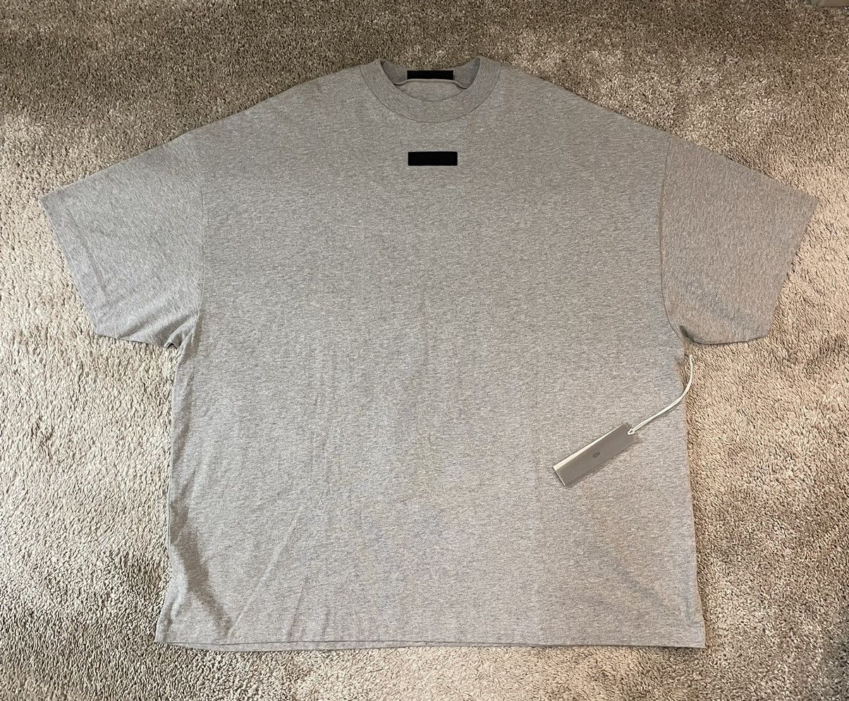 Essentials Fear of God Essentials Core Collection Crewneck T-Shirt Size US XL / EU 56 / 4 - 1 Thumbnail