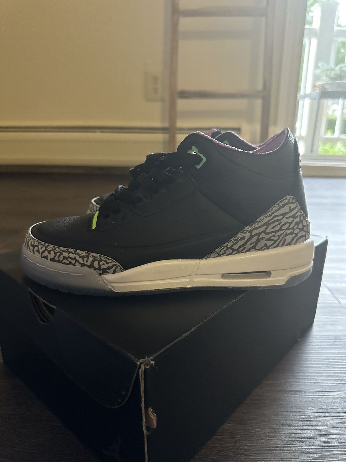 Nike Jordan 3 electric green Size US 5.5 / IT 35.5 - 6 Thumbnail