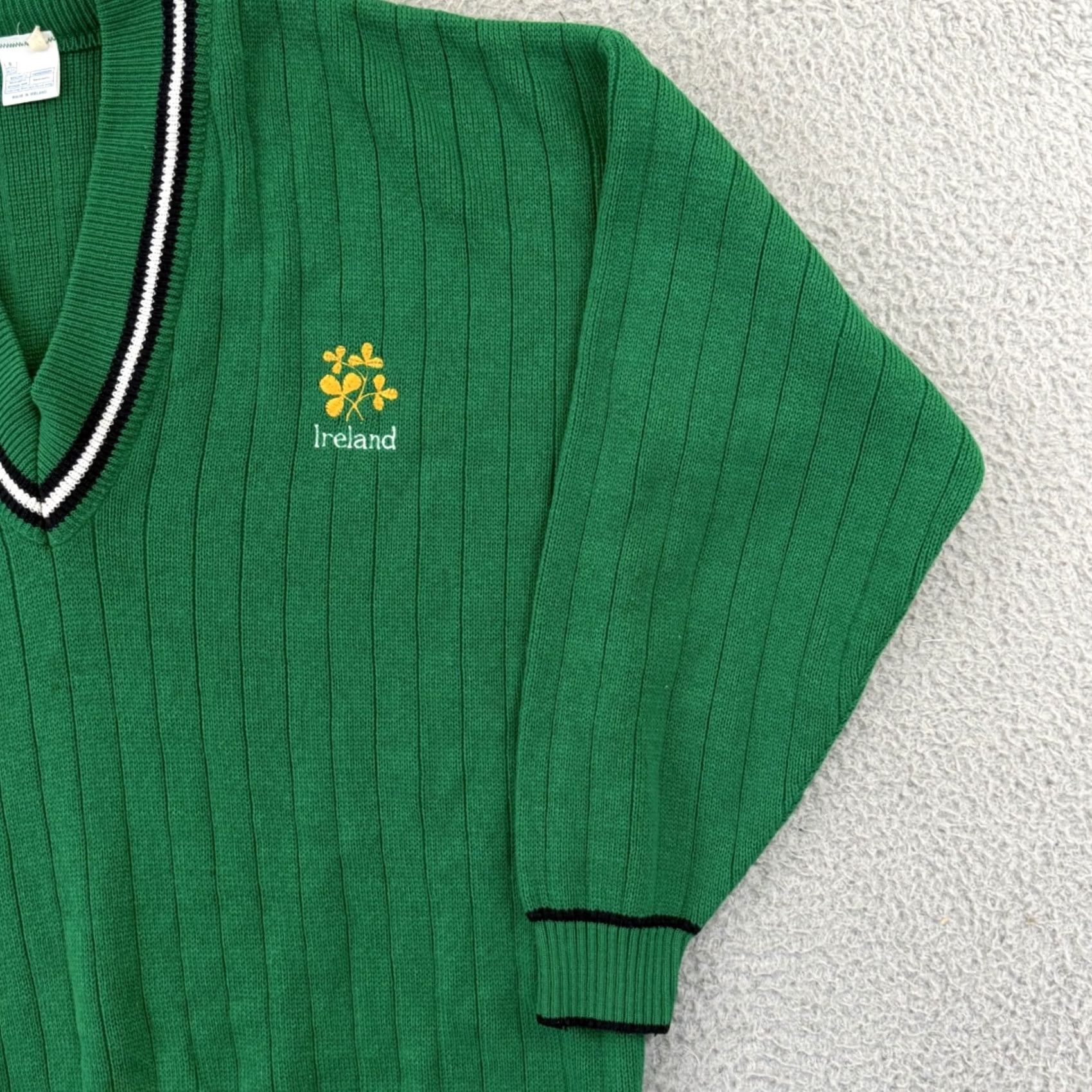 Vintage VINTAGE Country Collection Sweater Mens XL Green Ireland Knit V Neck Academia Preppy Pullover Crew Neck Size US XL / EU 56 / 4 - 5 Thumbnail