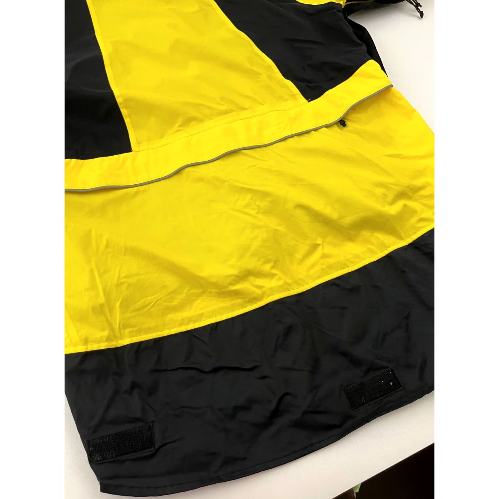 Vintage VINTAGE REI Cycling Rain Wind Jacket Windbreaker Coat Mens M Yellow Lightweight Satin Logo Zip Packable Size US M / EU 48-50 / 2 - 5 Thumbnail