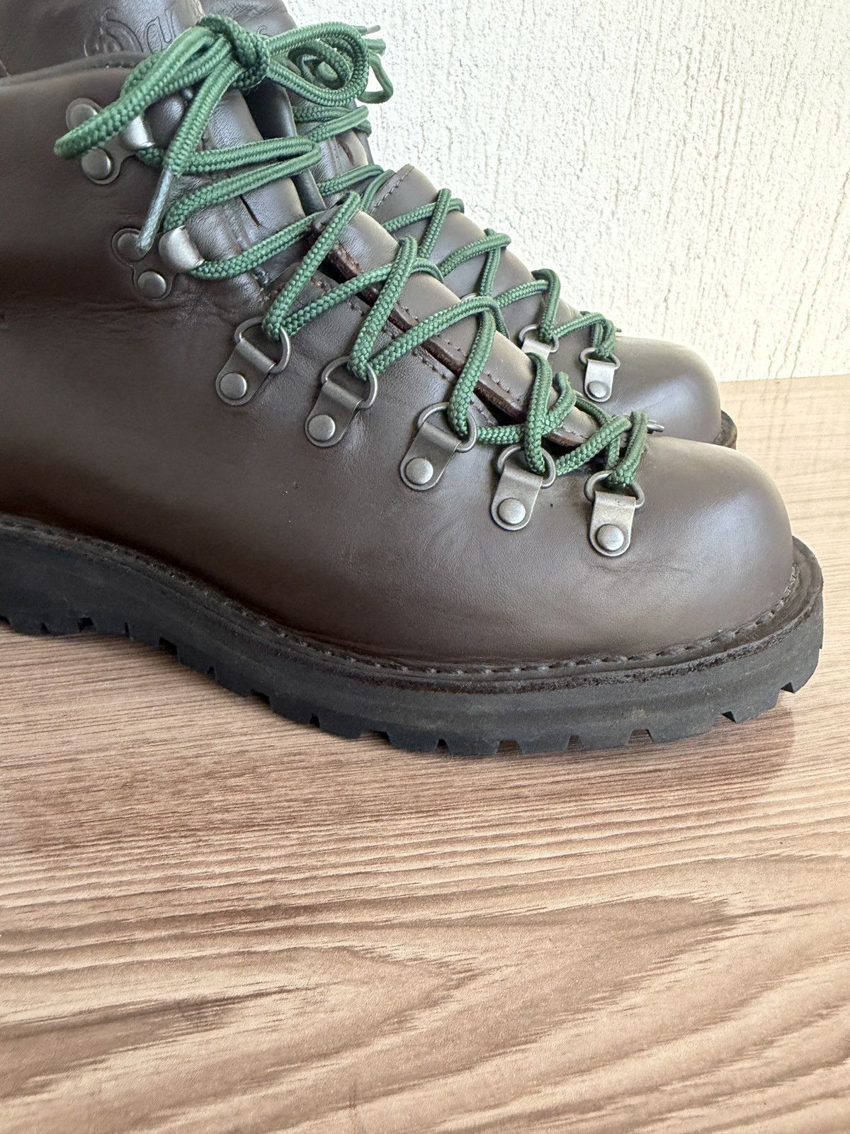 Danner Mountain light II 5 hiking boots Size US 9.5 / EU 42-43 - 6 Thumbnail