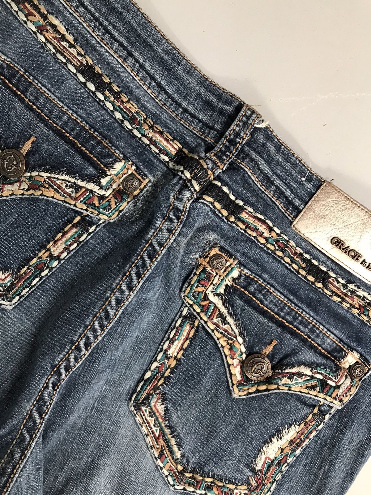 Grace in LA Vintage grace in LA embroidered denim Size 32" / US 10 / IT 46 - 11 Thumbnail