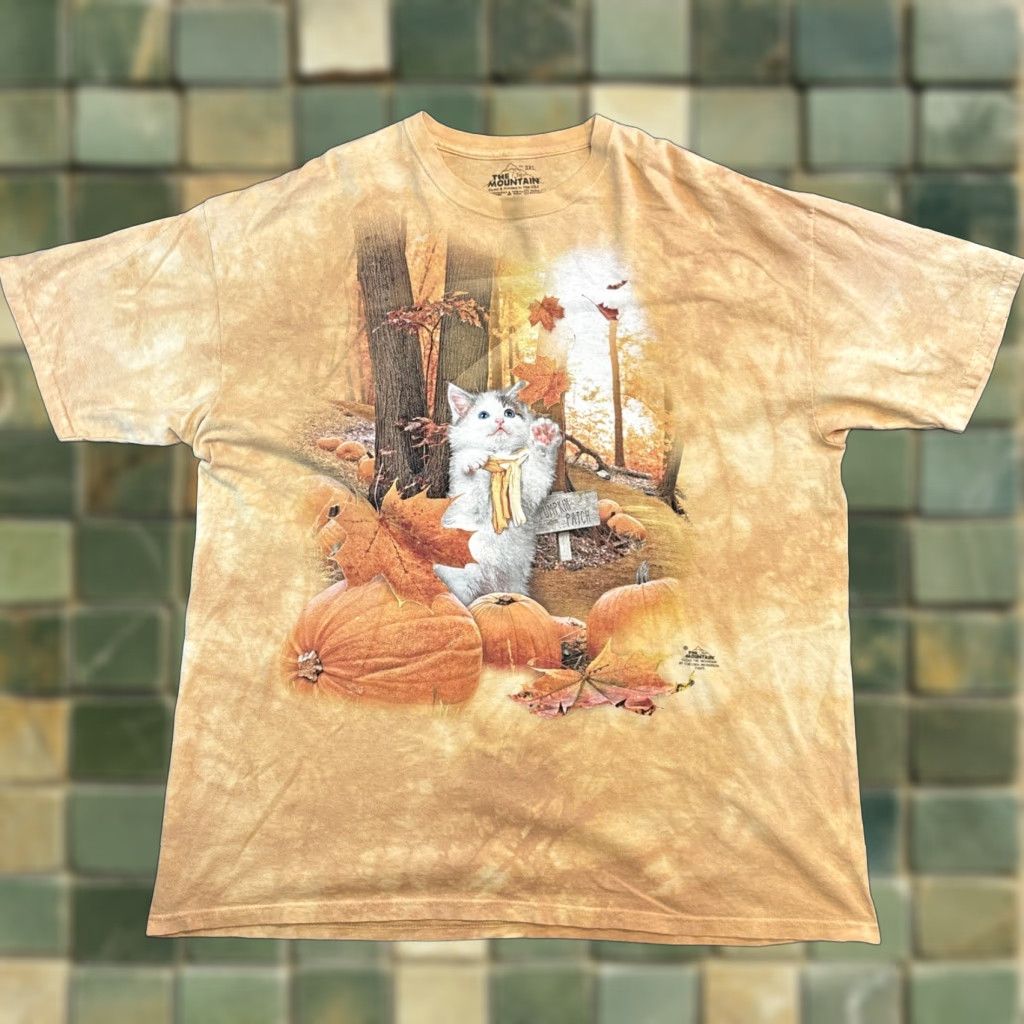 The Mountain VINTAGE Y2K Kitten Cat Pumpkin Patch Fall Forest Burnt Orange Tye Dye T-Shirt 3XL 2015 Size US XXL / EU 58 / 5 - 1 Thumbnail