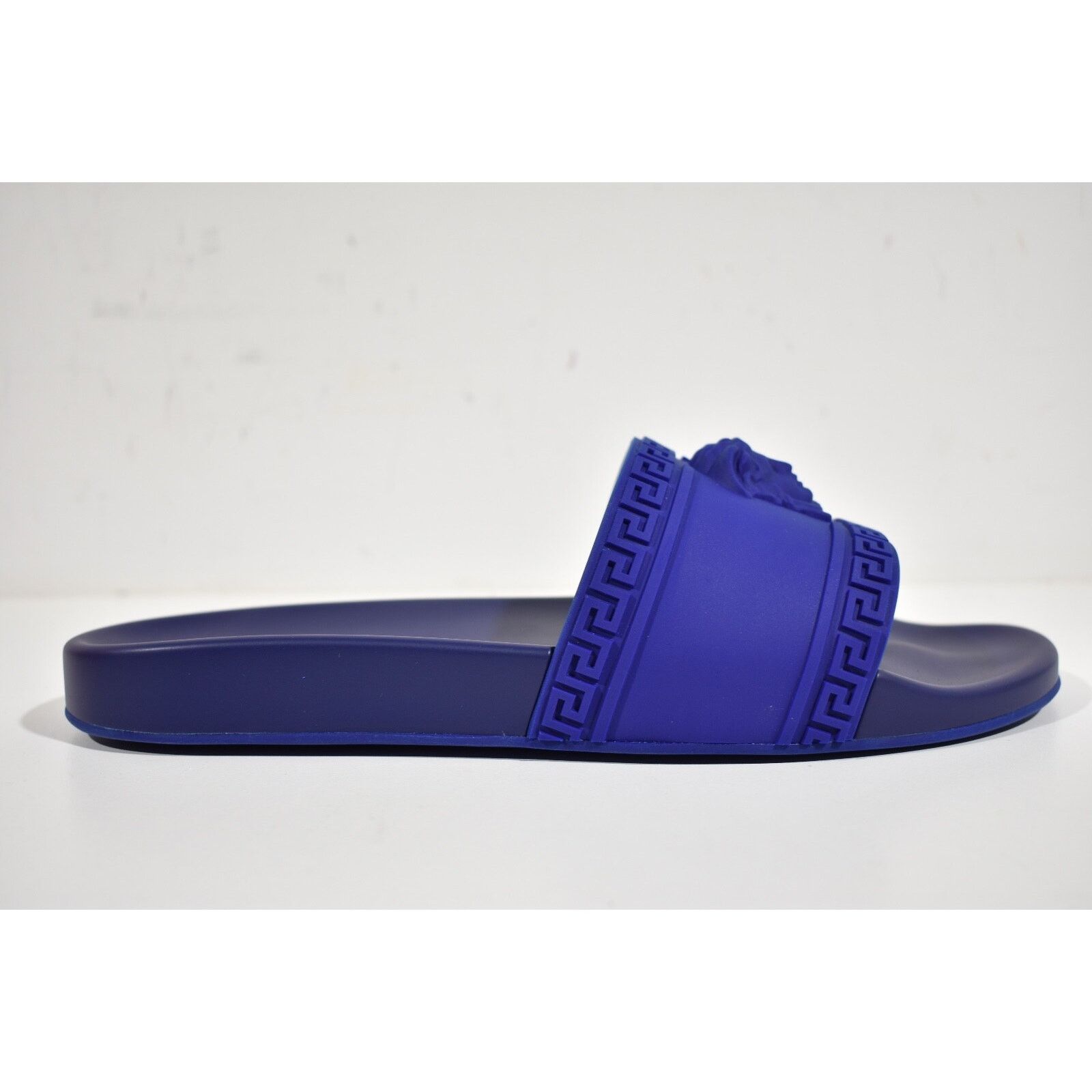Versace Versace Medusa Palazzo Blue Pool Sandal Flip Flop Flat 42 9 Size US 9 / EU 42 - 2 Thumbnail