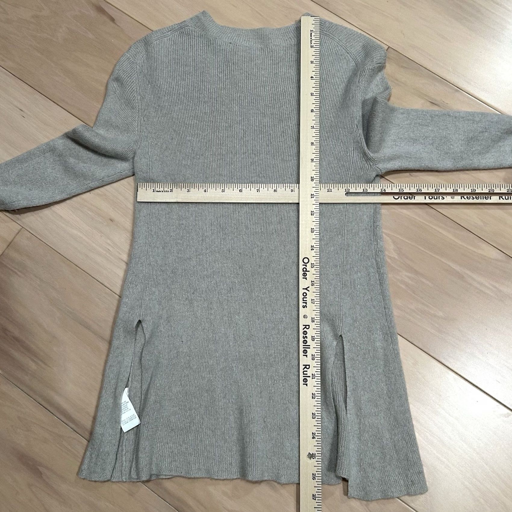 Helmut Lang VINTAGE Helmut Lang Cashmere Linen Ribbed Knit Sweater Long Sleeve Women’s S Tan Logo Crew Neck Pullover Women Size S / US 4 / IT 40 - 4 Thumbnail