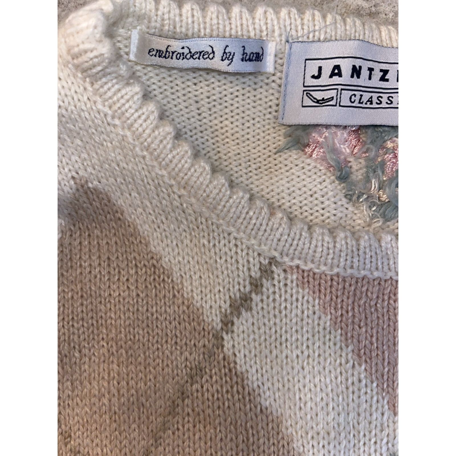 Jantzen VTG Hand Embroidered Jantzen Classics Floral Sweater Cottage Granny Core Sz L Size L / US 10 / IT 46 - 3 Thumbnail