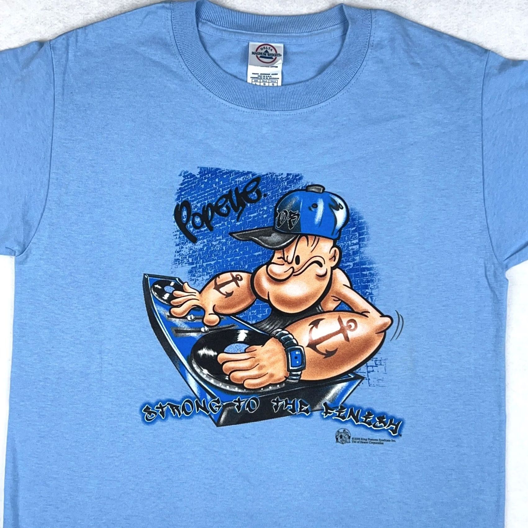 Delta NOS vintage POPEYE STRONG TO THE FINISH T-Shirt SMALL blue 80s 80s T-Shirt Men XS Regular Short Sleeve Cotton Delta Bulls-eye Shirts Mens Size US S / EU 44-46 / 1 - 4 Thumbnail
