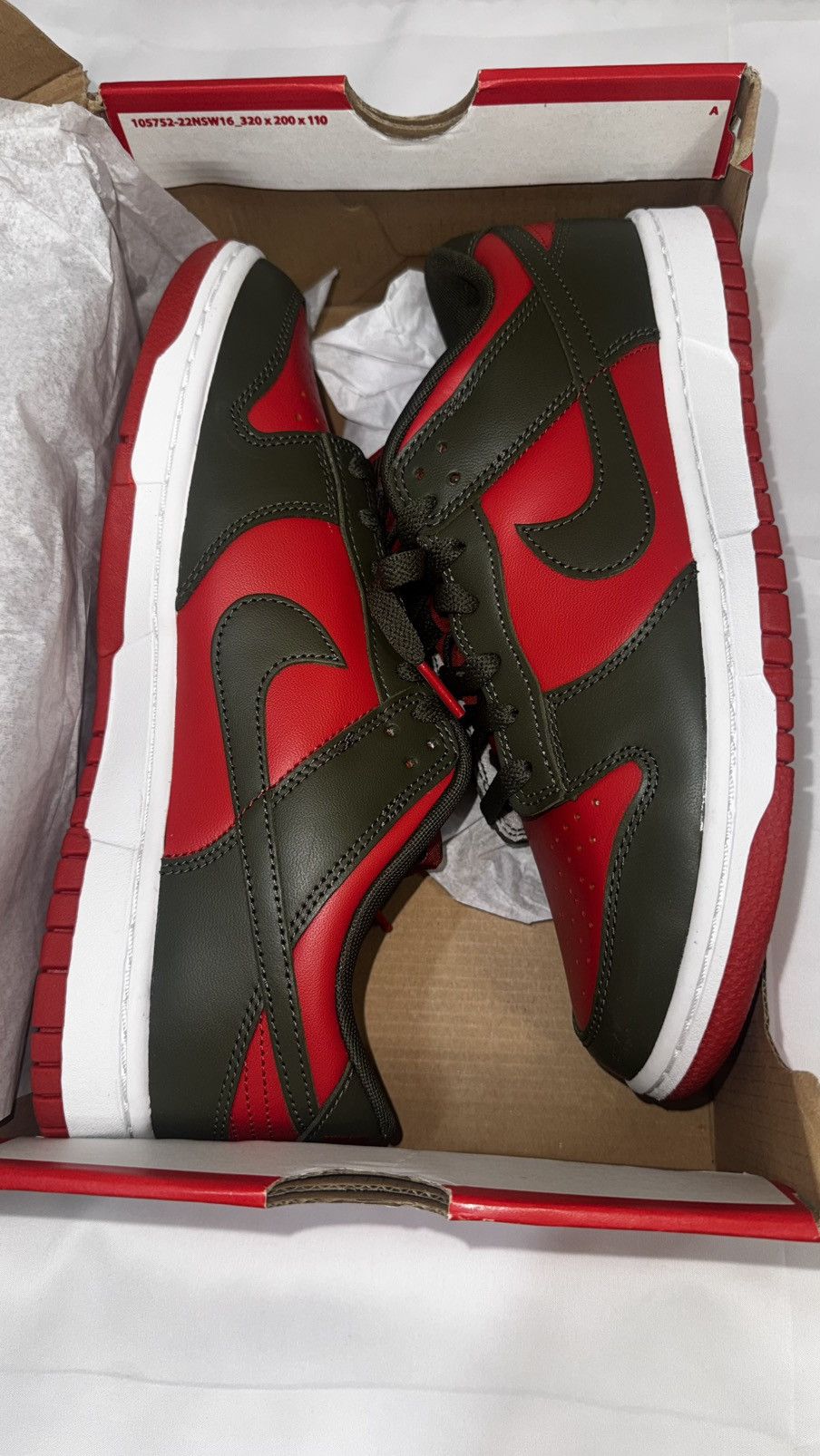 Nike Nike Dunk Low ‘Mystic Red' Size US 9 / EU 42 - 2 Thumbnail