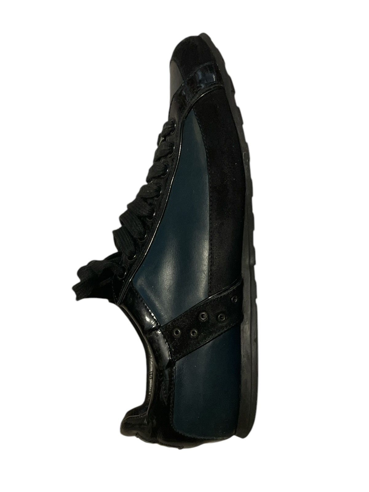 Givenchy × Vintage Sneakers Givenchy vintage season 2005 Size US 8 / EU 41 - 12 Thumbnail