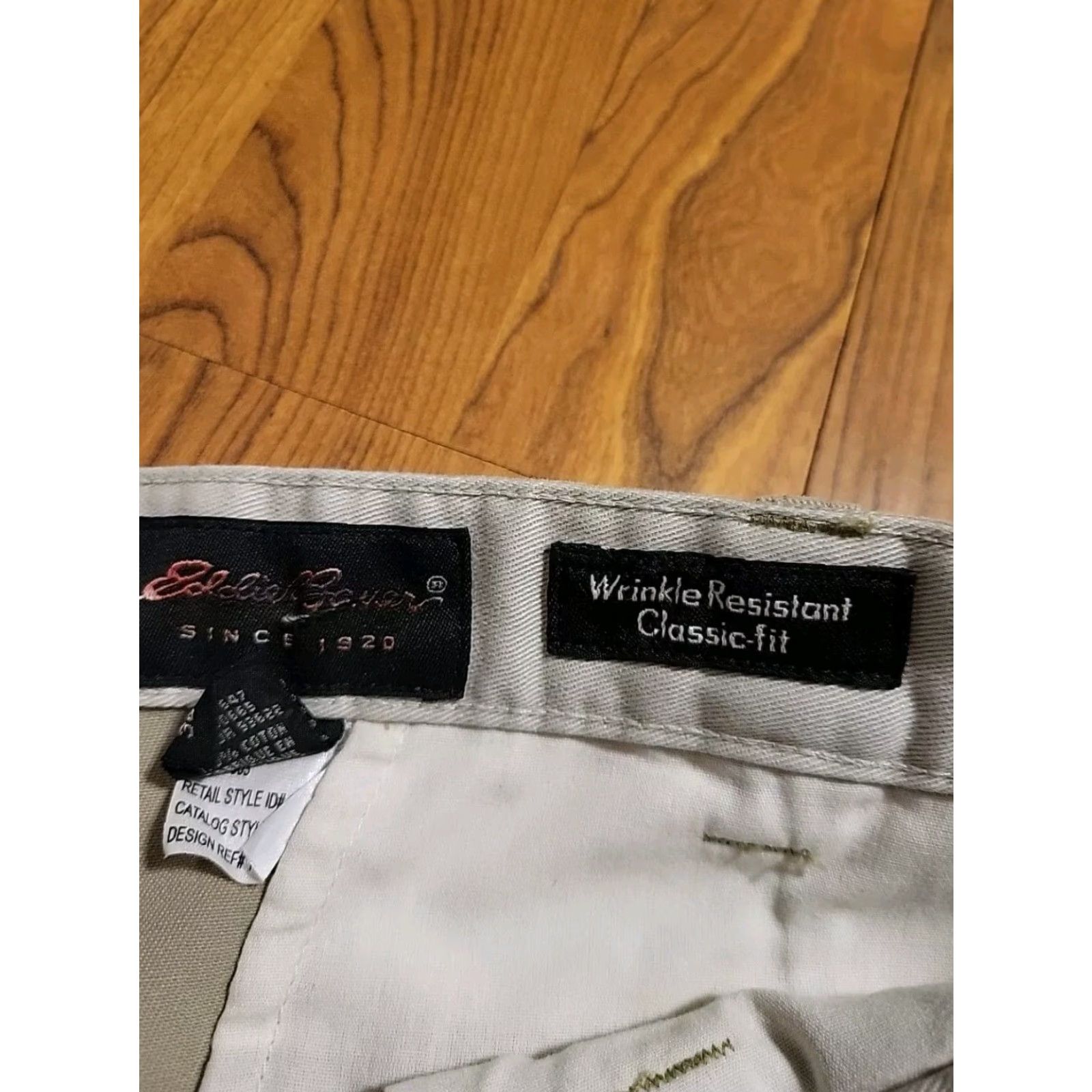 Eddie Bauer Eddie Bauer Chino Pants Men 38 Regular Beige Wrinkle Free Classic Fit 38 Inseam EUC Size US 38 / EU 54 - 4 Thumbnail