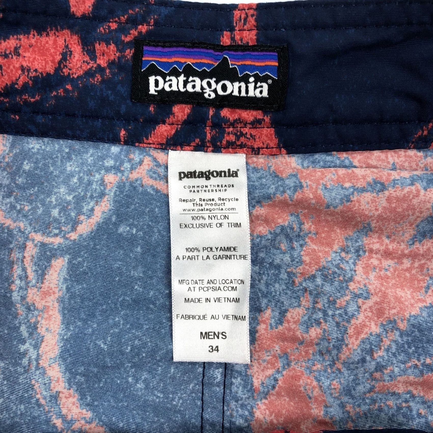 Patagonia Patagonia Board Shorts Men Navy Blue Red Floral Print Nylon Quick Dry 34 Regular Drawstring Pockets Zipper Pocket Beach Surfing Mens Size US 34 / EU 50 - 6 Thumbnail