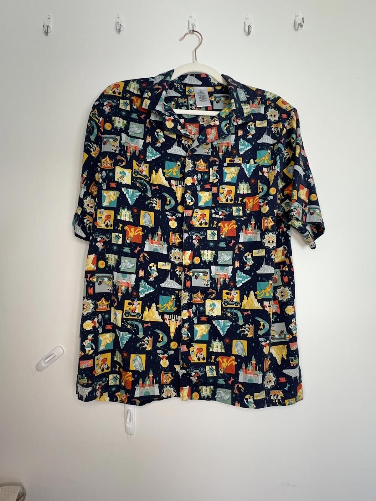 Disney Disney Vintage Style Button Up - Sz. Men's M Size US M / EU 48-50 / 2 - 1 Thumbnail