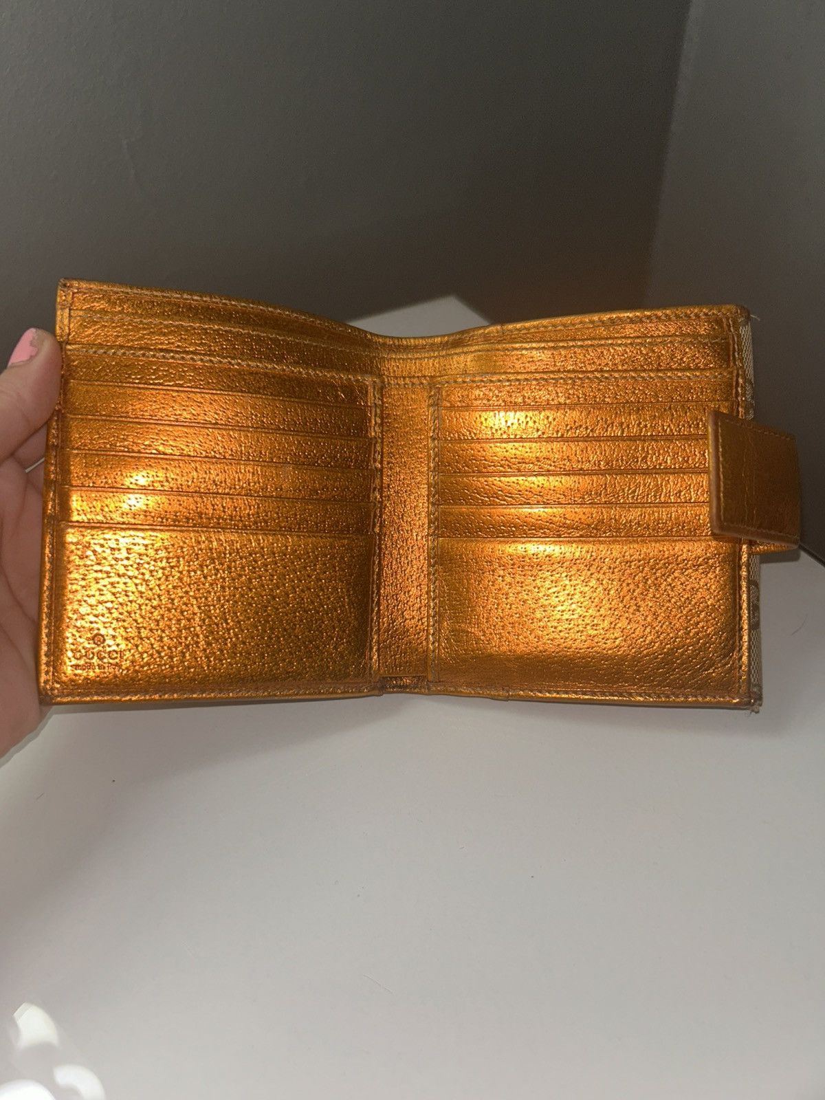 Gucci Gucci GG Compact Wallet w Bronze Interior (project piece) Size ONE SIZE - 2 Thumbnail