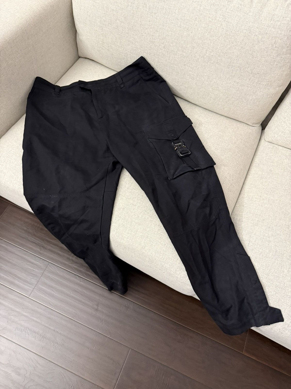Alyx × Dior Dior x 1017 ALYX 9SM Buckle Cargo Pant - Black Size US 36 / EU 52 - 1 Thumbnail