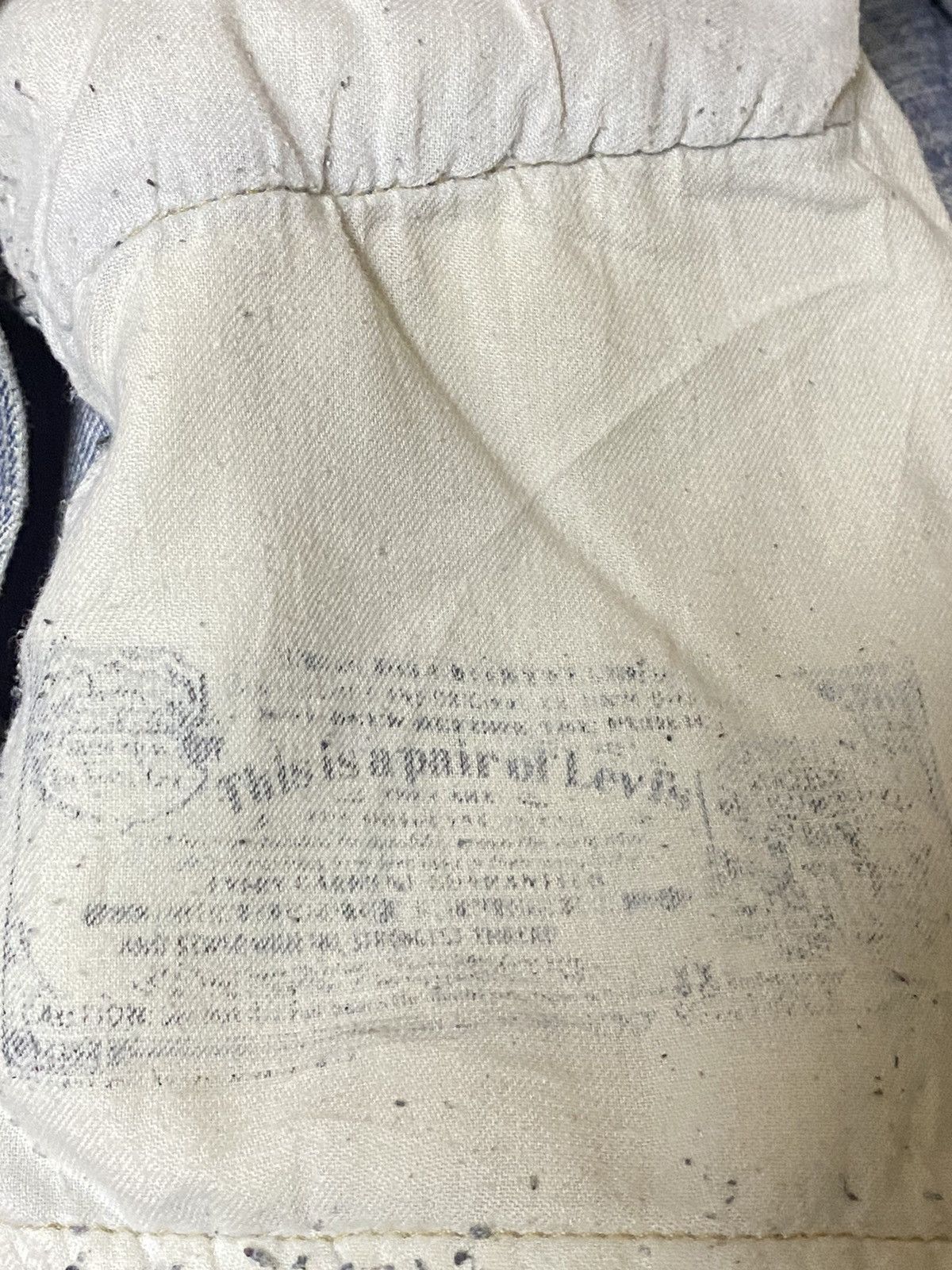 Levi's Vintage Clothing Vintage Levis 705 90’s Selvedge Faded Wash Distressed Jeans Size US 29 - 18 Thumbnail