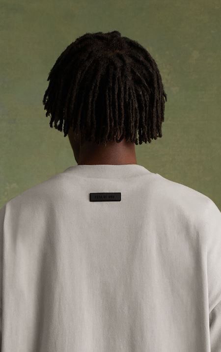 Essentials Fear of God Essentials T Shirt Silver Cloud Size US L / EU 52-54 / 3 - 3 Thumbnail
