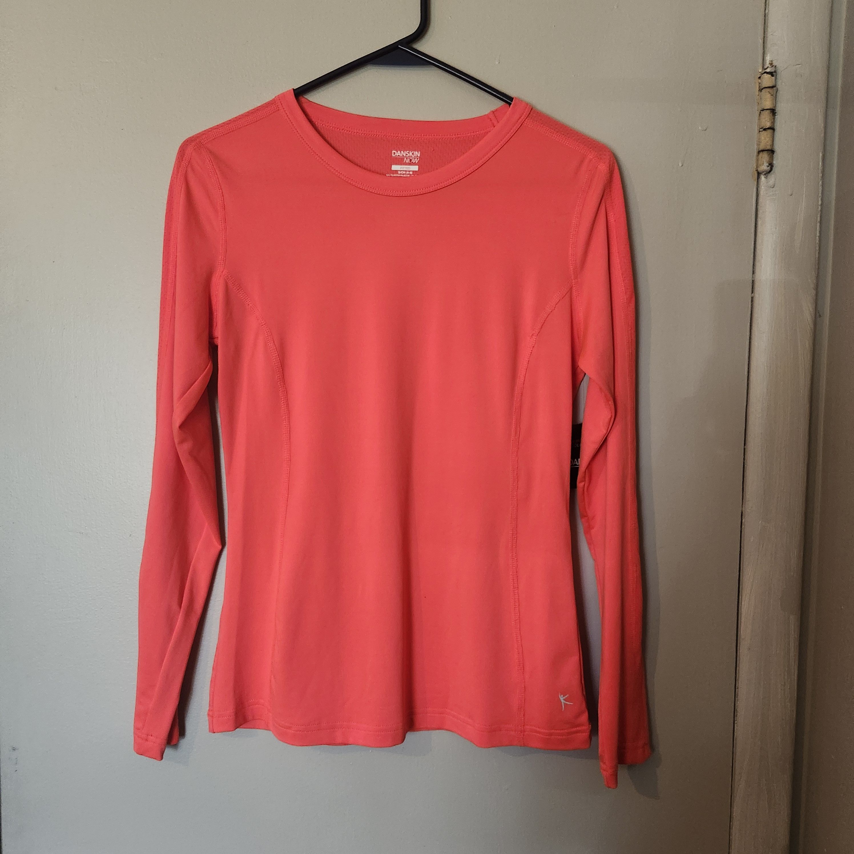 Other Danskin Women's Performance Long Sleeve Top Orange SZ S NWT Size S / US 4 / IT 40 - 9 Thumbnail