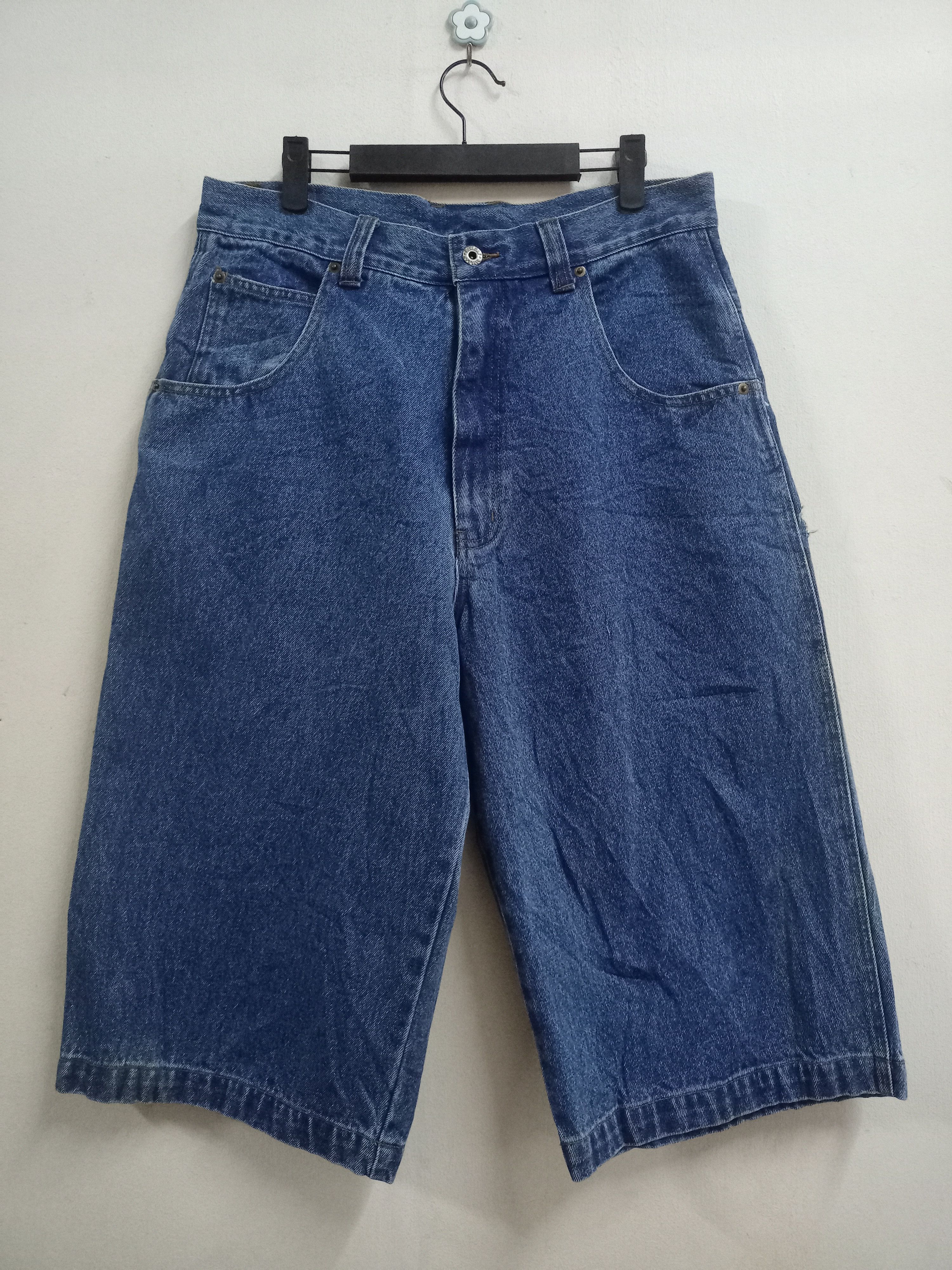 Japanese Brand Vintage Japanese Bayleaf Baggy Jean Shorts 32x33 Size US 32 / EU 48 - 1 Thumbnail