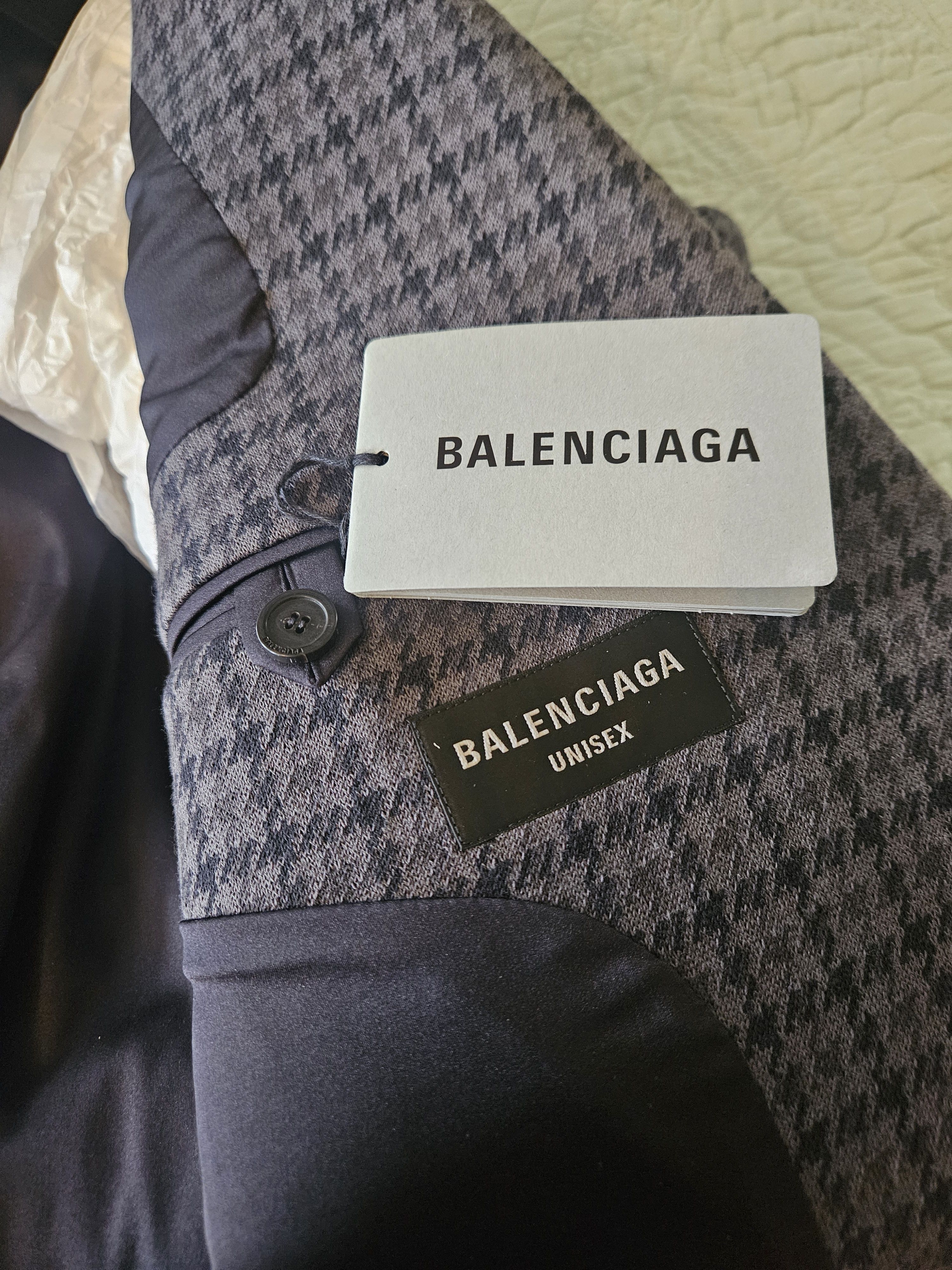 Balenciaga Balenciaga Oversized Houndstooth Coat in Grey and Black Size US M / EU 48-50 / 2 - 11 Thumbnail