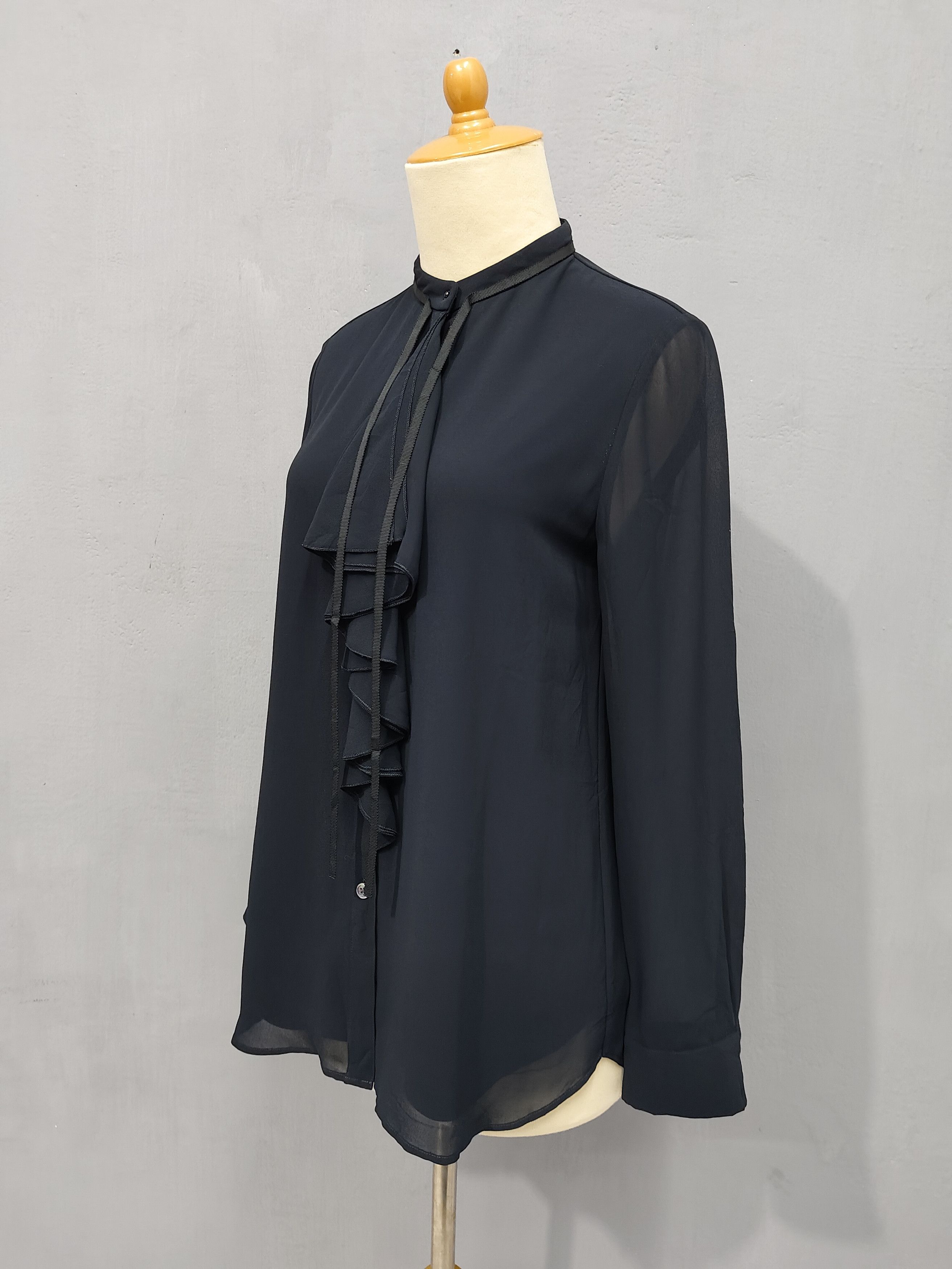 Antonio Berardi 💥 Berardi 💥 Tiered Ruffle Front Sheer Top Blouse Size M / US 6-8 / IT 42-44 - 3 Thumbnail