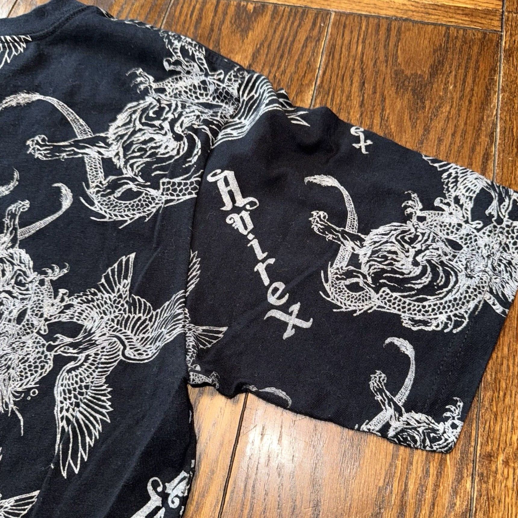 Avirex VINTAGE Avirex Shirt XL All Over Print Animal Bird Black Sliver Sparkle Crew Neck Short Sleeve Men T-Shirt Y2K Grunge Skater Size US XL / EU 56 / 4 - 8 Thumbnail