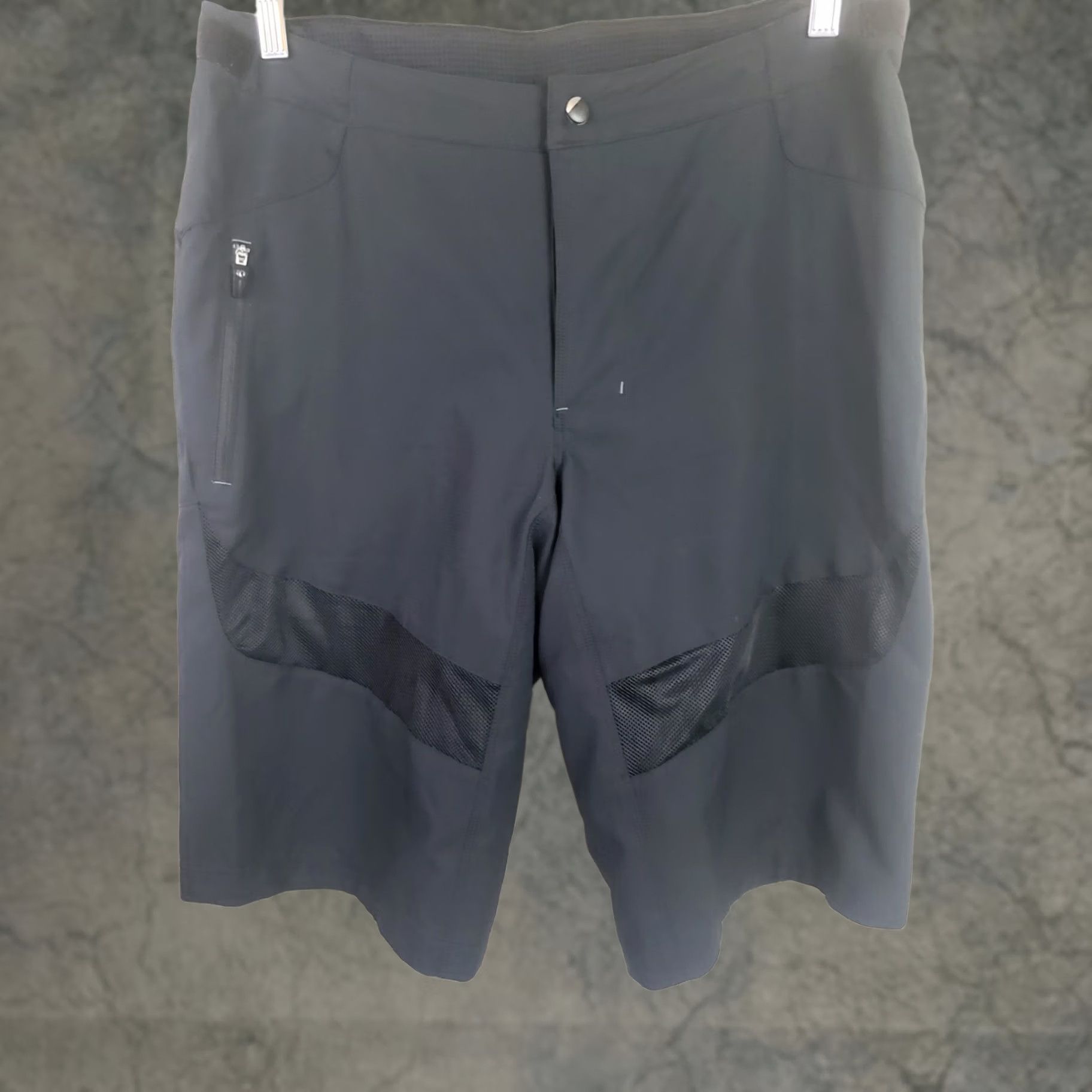 PEARL iZUMi Pearl Izumi Lined Padded Cycling Shorts Mens M Black 11" Inseam Cargo Pockets Size US 31 - 1 Thumbnail