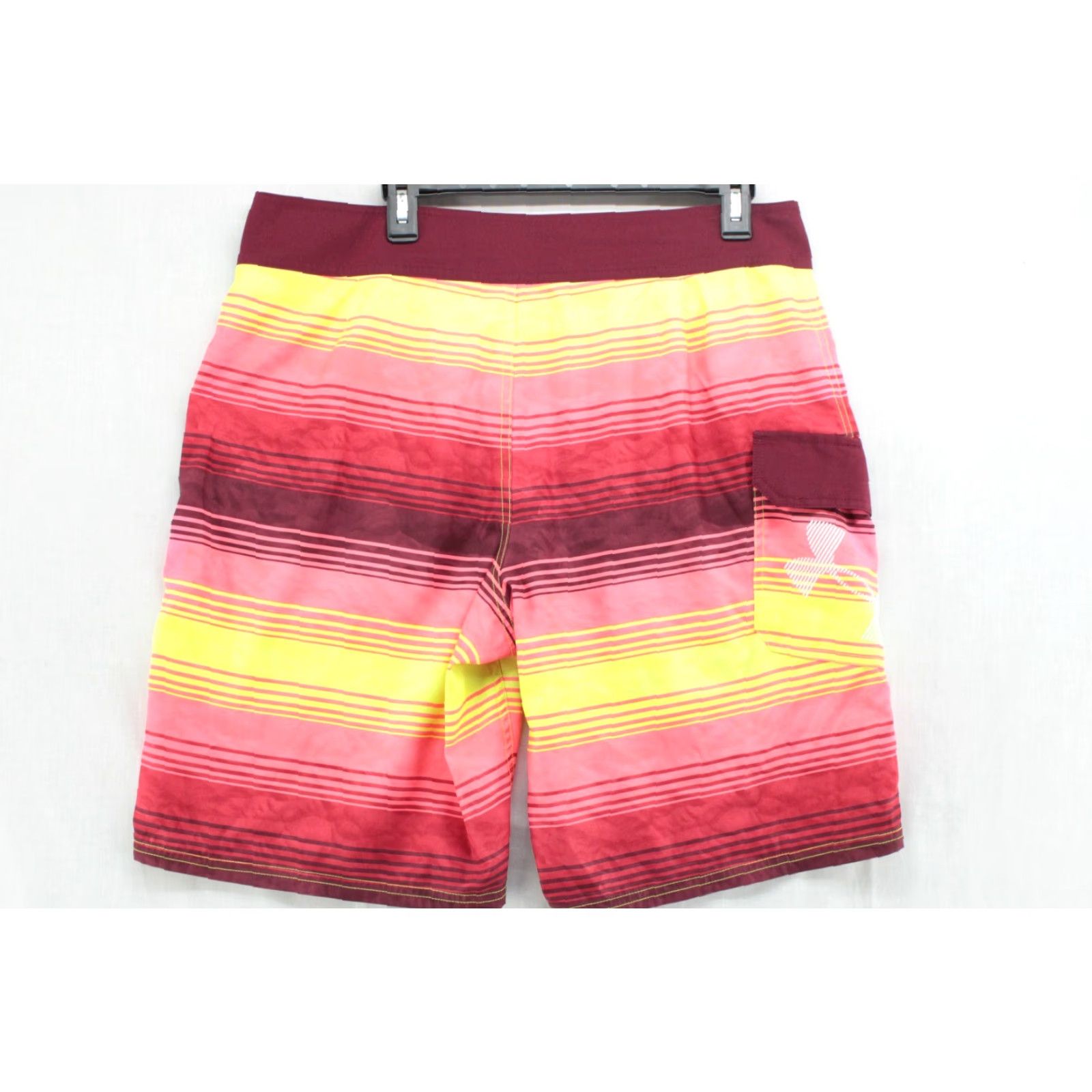 Under Armour Under Armour Board Shorts Men Size 34 Multicolor Beachy 1257781 Striped Cargo Pocket Drawstring 10" Inseam Regular Mens Size US 34 / EU 50 - 2 Thumbnail