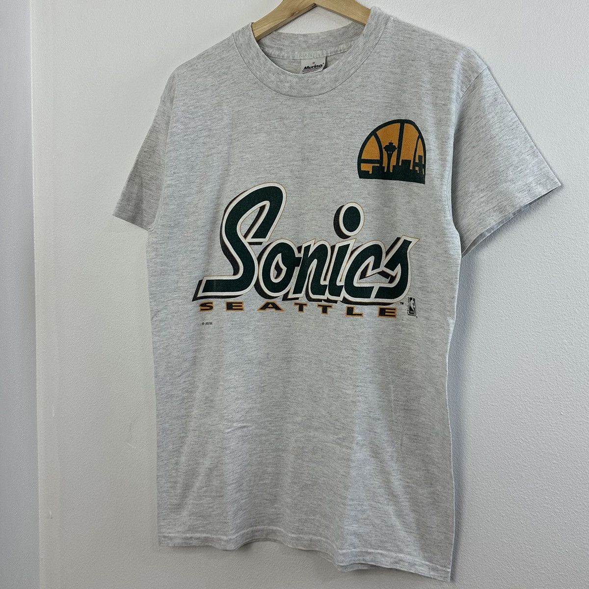 NBA Vintage Seattle Sonics T Shirt 1990s Supersonics NBA Murina Size US M / EU 48-50 / 2 - 2 Thumbnail
