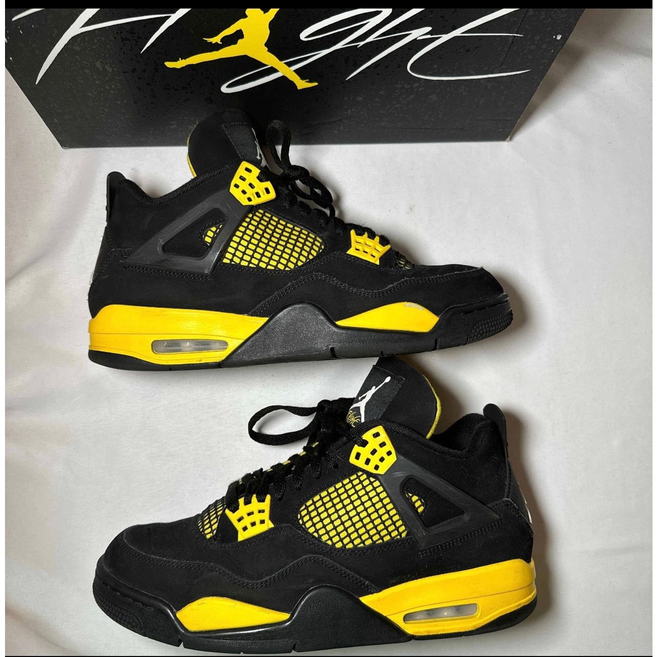 Jordan Brand × Nike Size 10 - Nike Air Jordan 4 Retro Thunder 2023 Men's Shoes Size US 10 / EU 43 - 2 Thumbnail