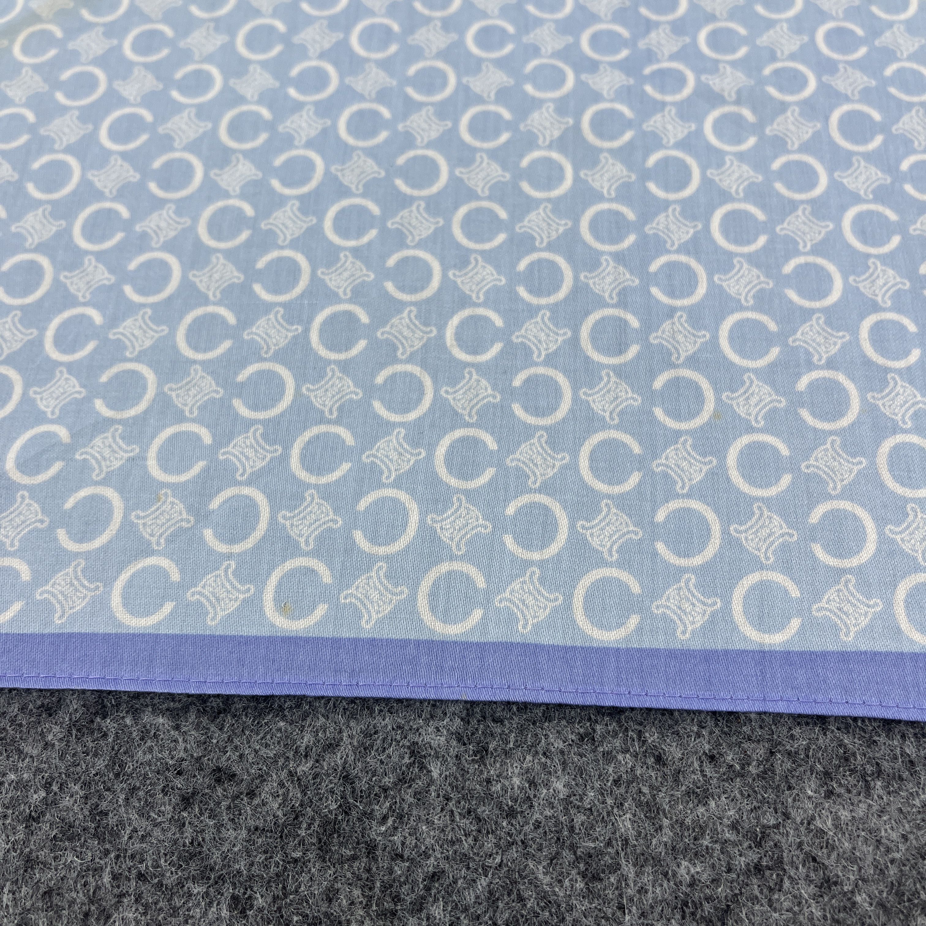 Celine Celine Handkerchief Neckerchief Bandana B951 Size ONE SIZE - 6 Thumbnail