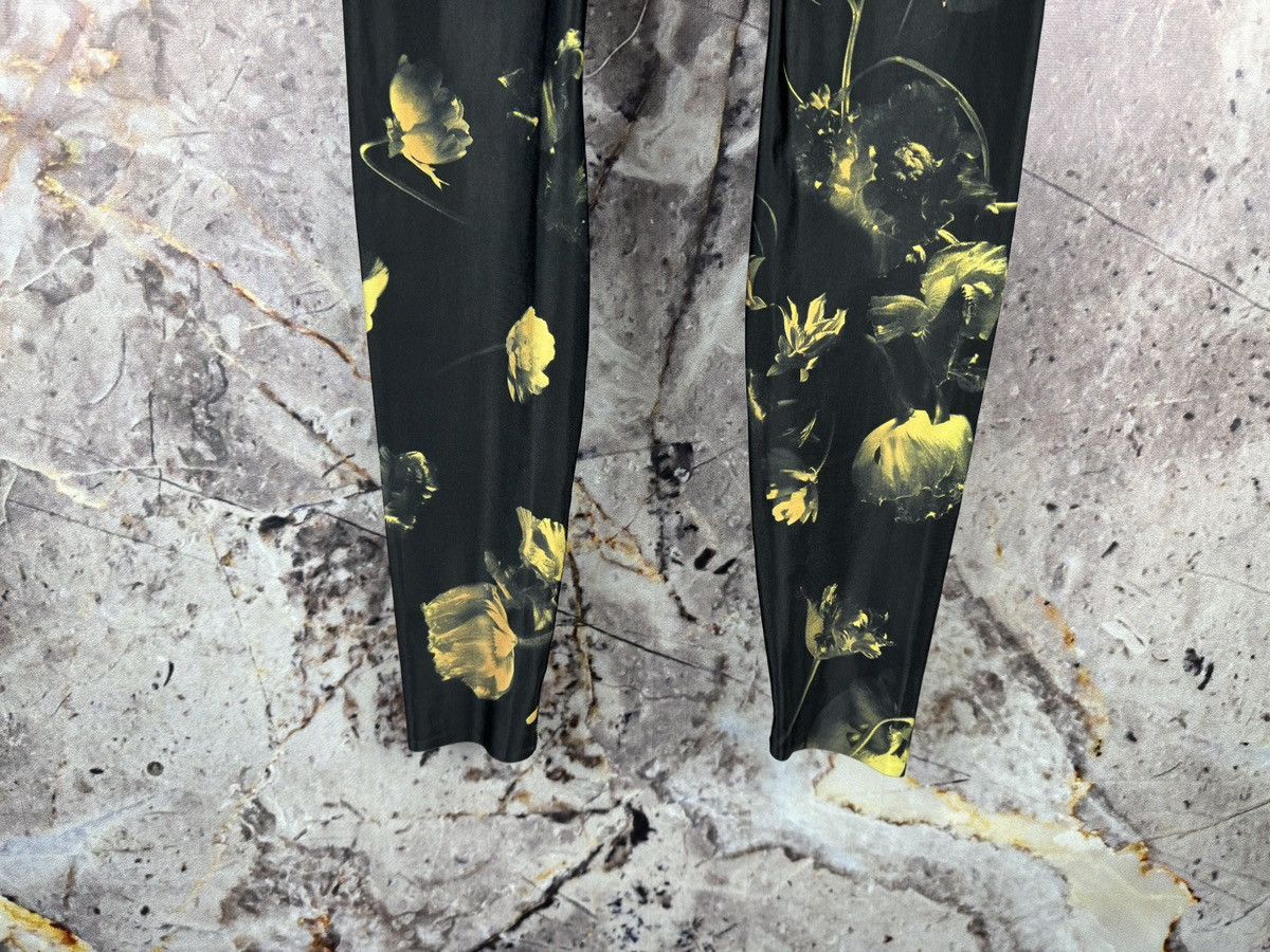 Nike Nike Women’s Floral Dri-Fit Leggings Black Yellow Size M Size 30" / US 8 / IT 44 - 4 Thumbnail