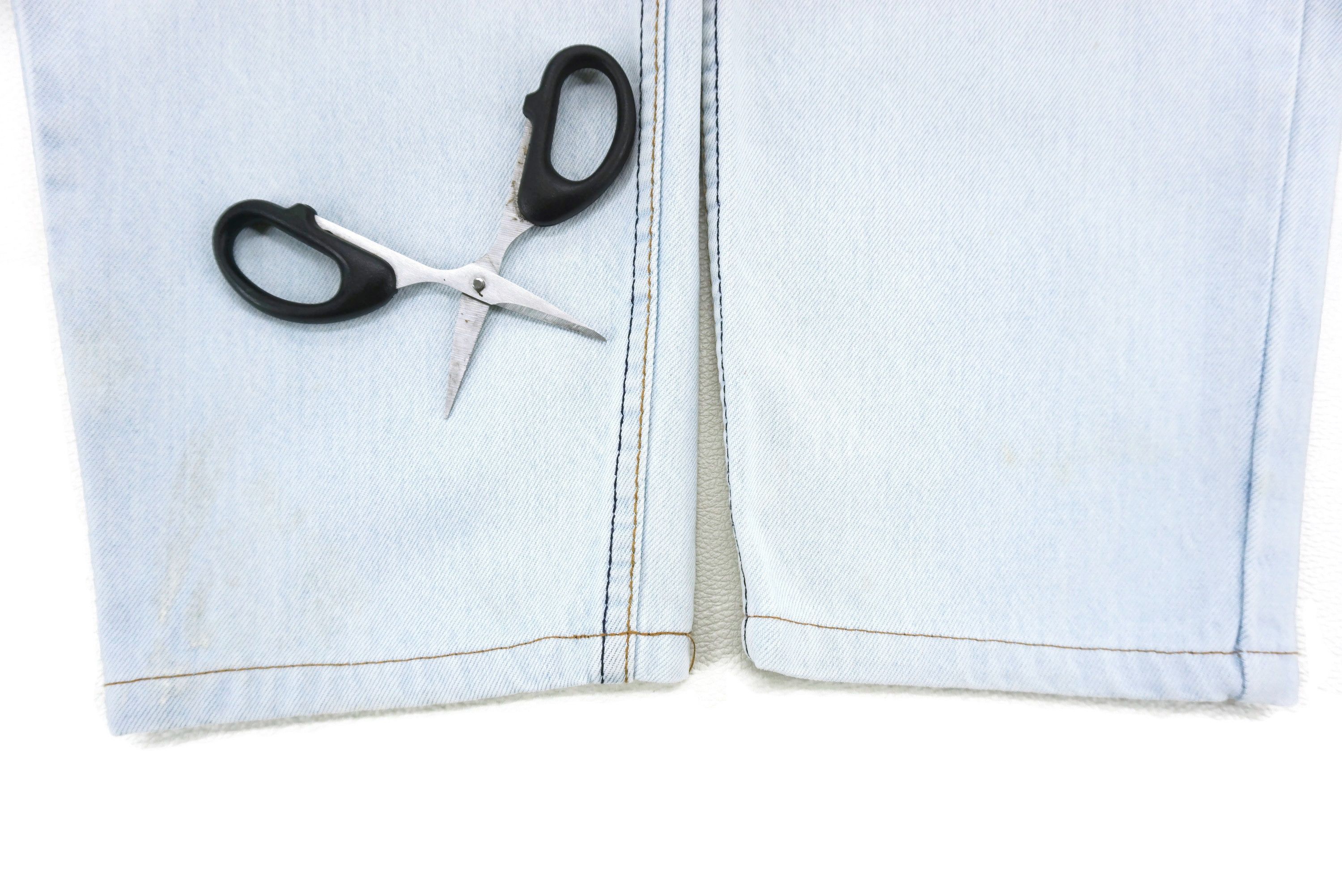 Levi's Vintage Levi's 686 Jeans W30xL28 Light Wash High-Waisted Size 30" / US 8 / IT 44 - 6 Thumbnail